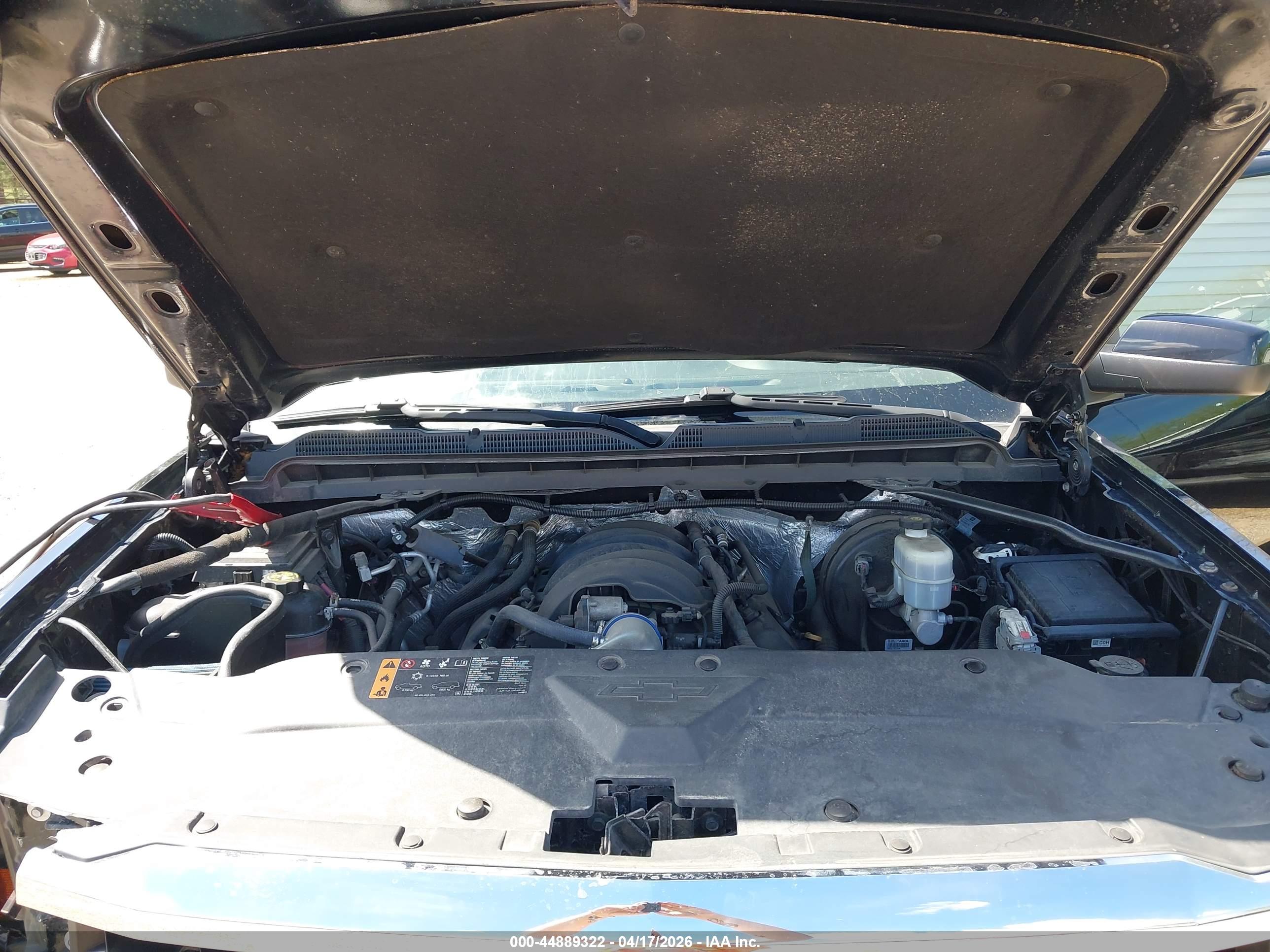 CHEVROLET SILVERADO image 10
