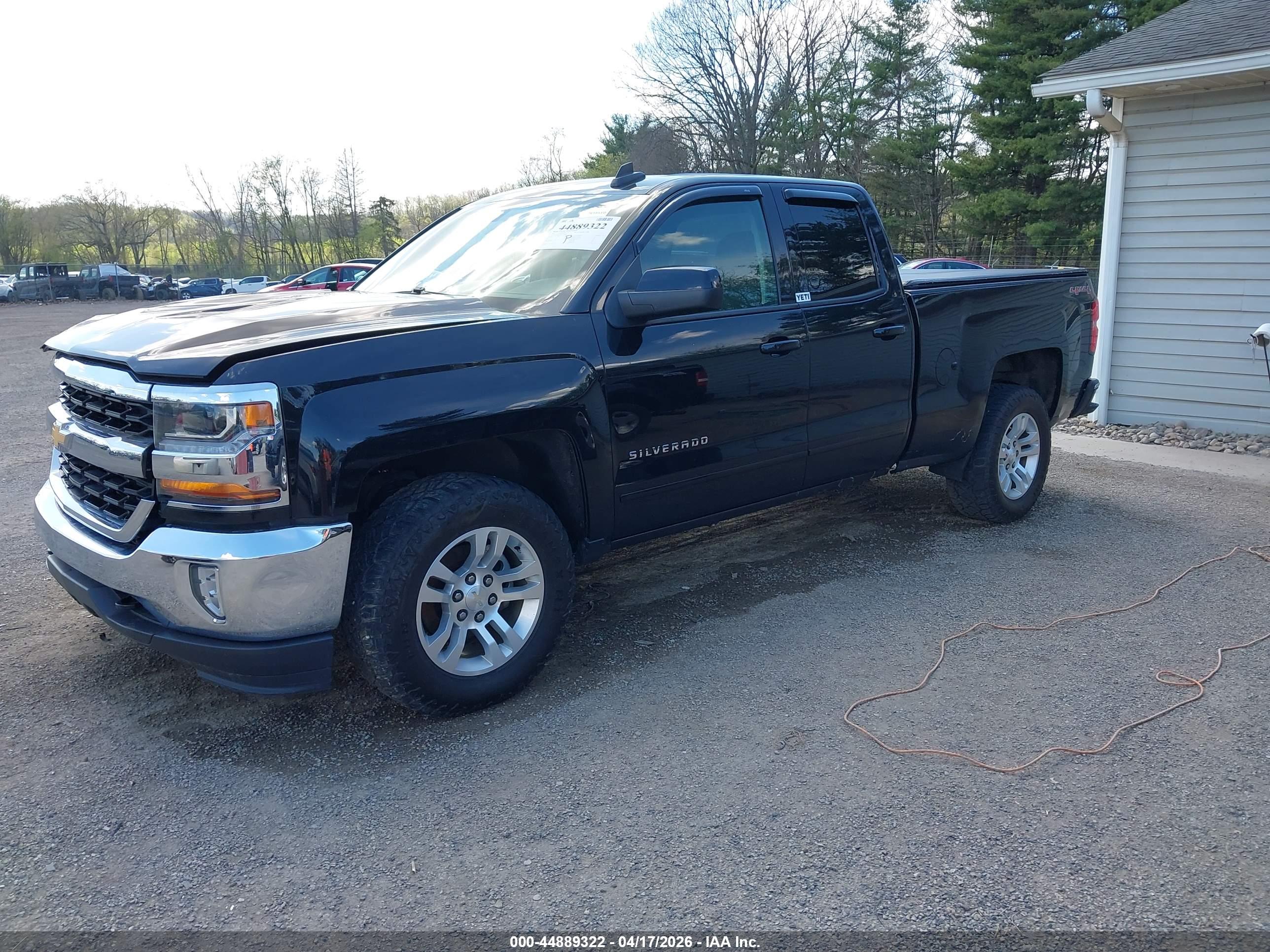 CHEVROLET SILVERADO image 2