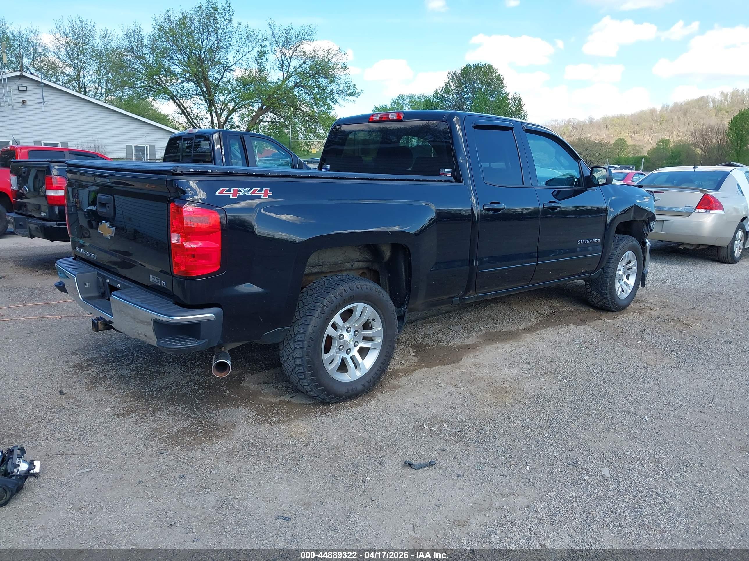 CHEVROLET SILVERADO image 4