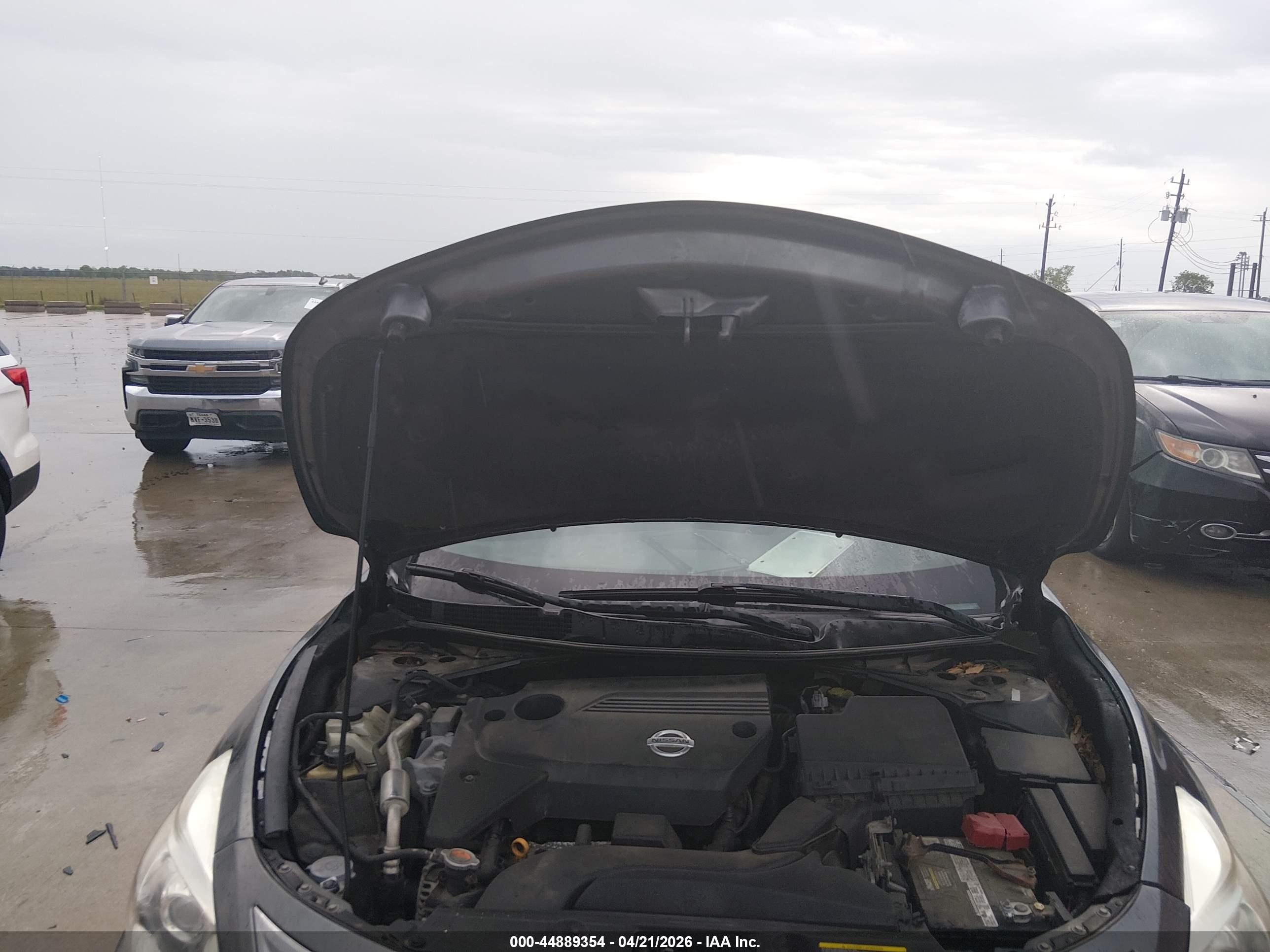 NISSAN ALTIMA image 10
