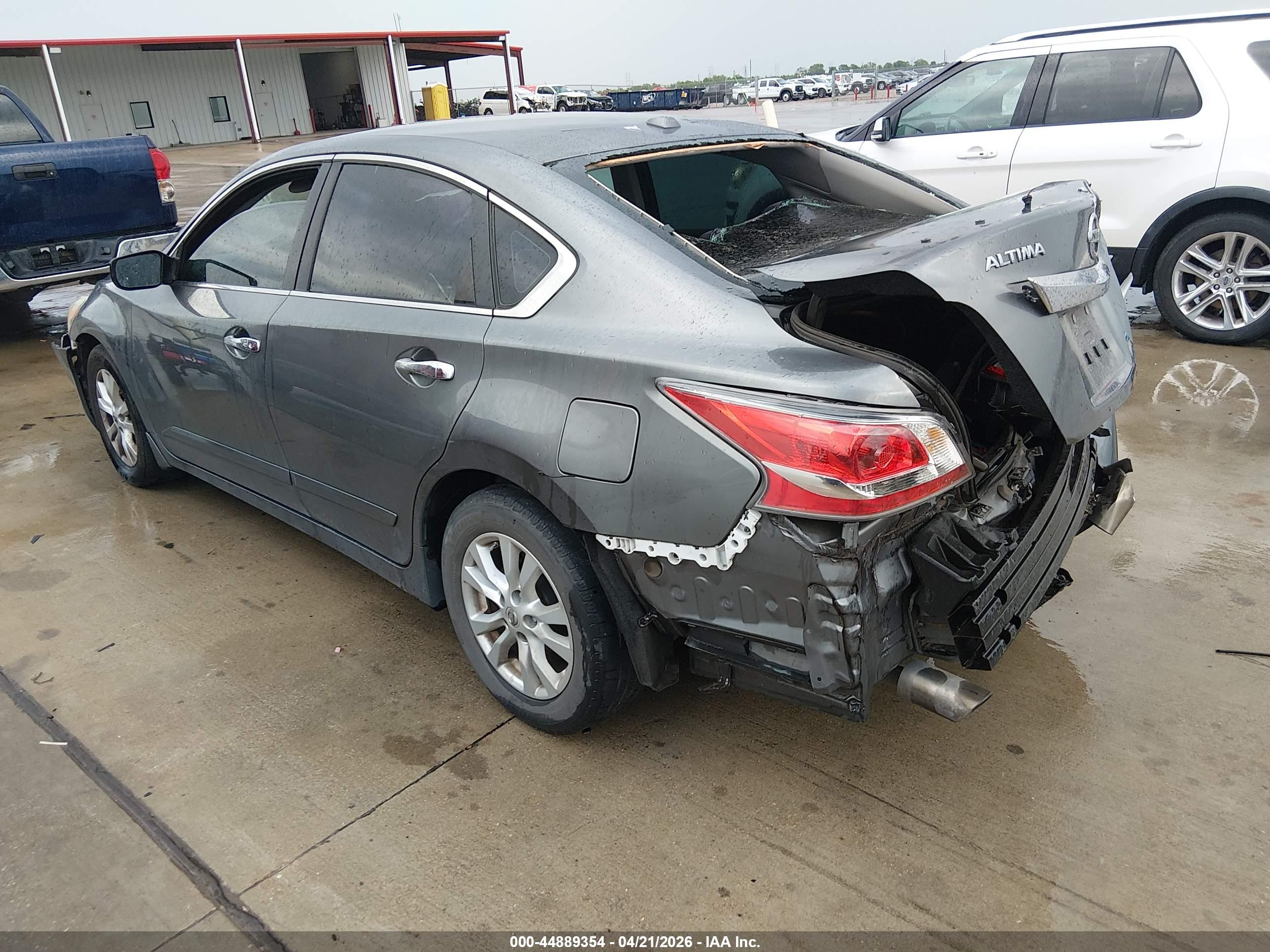 NISSAN ALTIMA image 3
