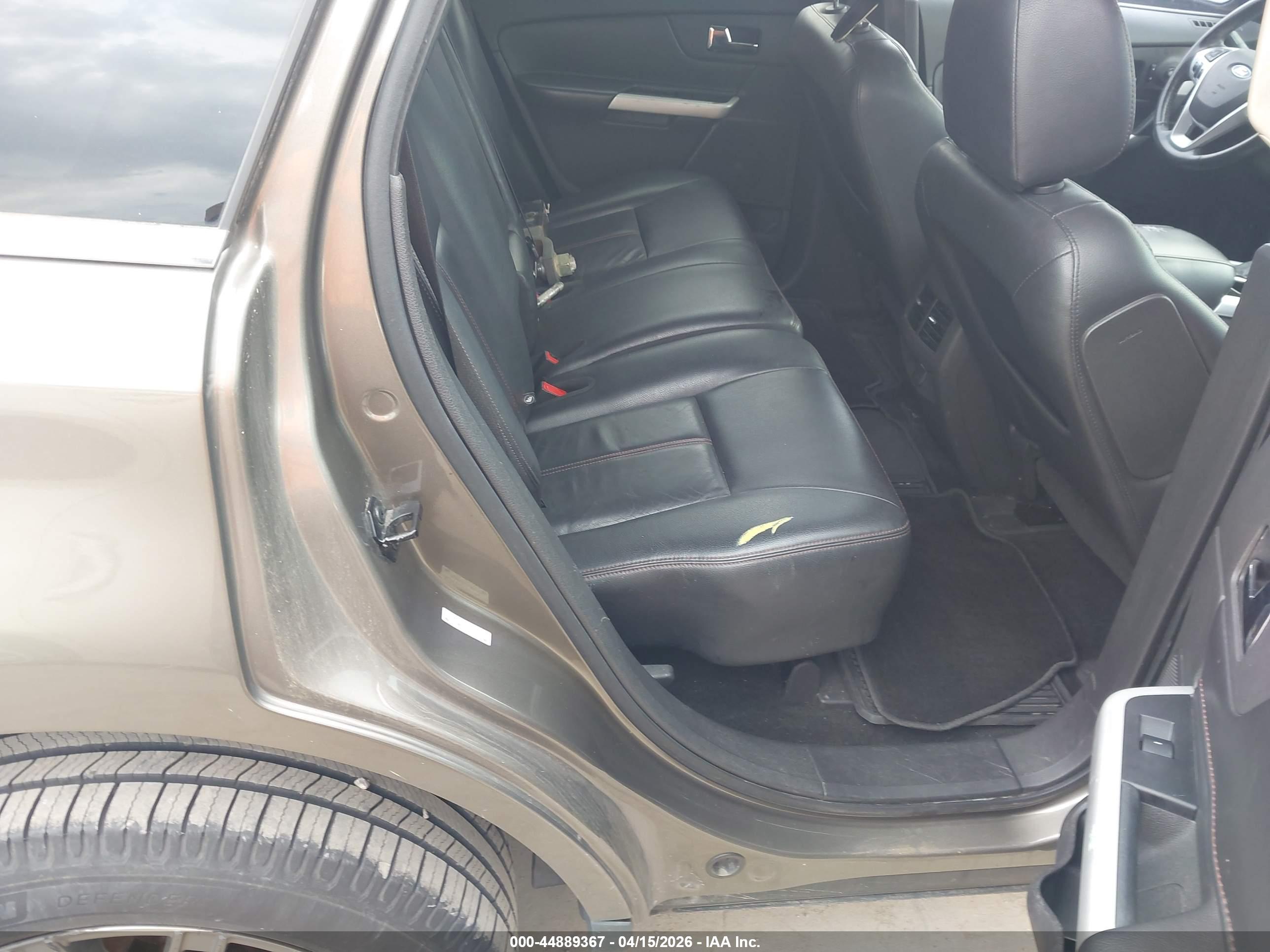 FORD EDGE image 8