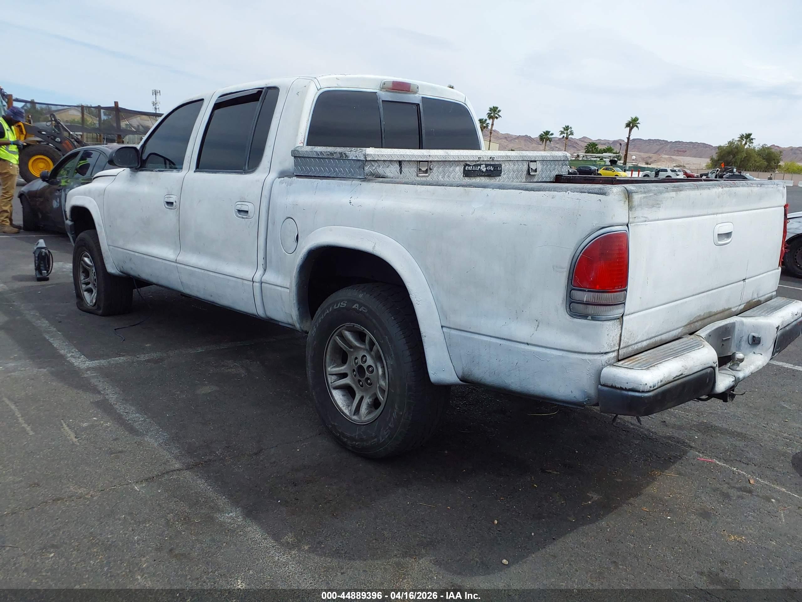 DODGE DAKOTA image 3