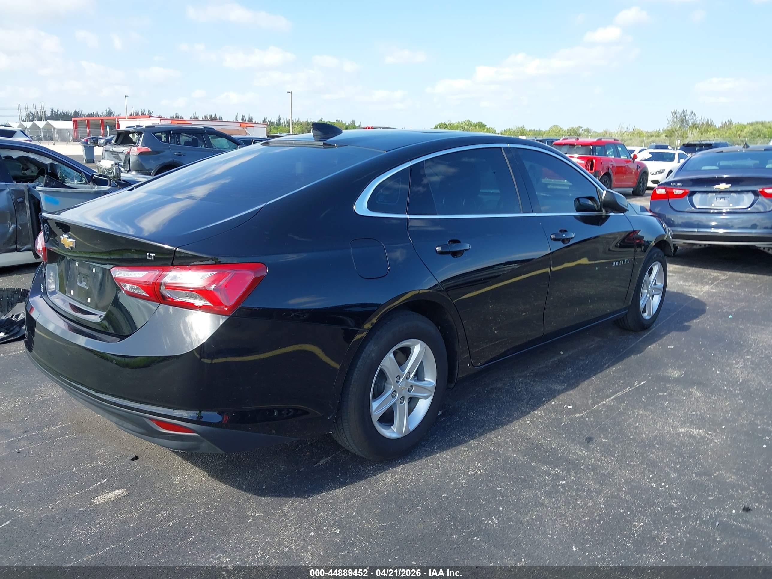 CHEVROLET MALIBU image 4