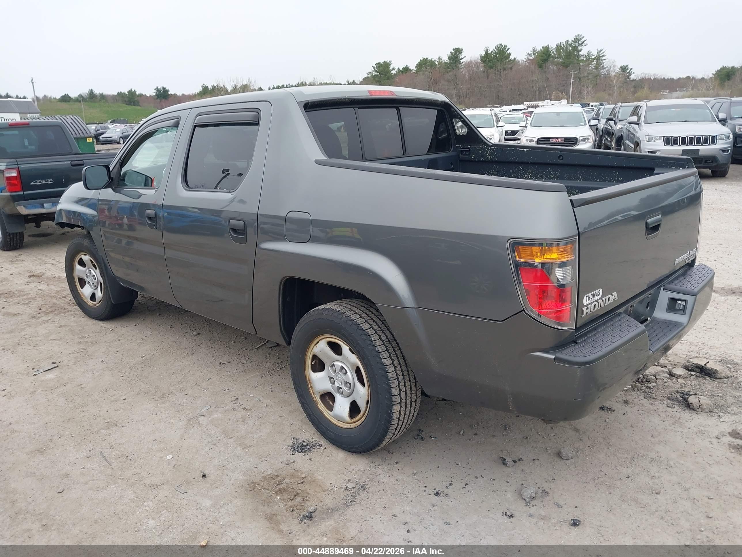 HONDA RIDGELINE image 3