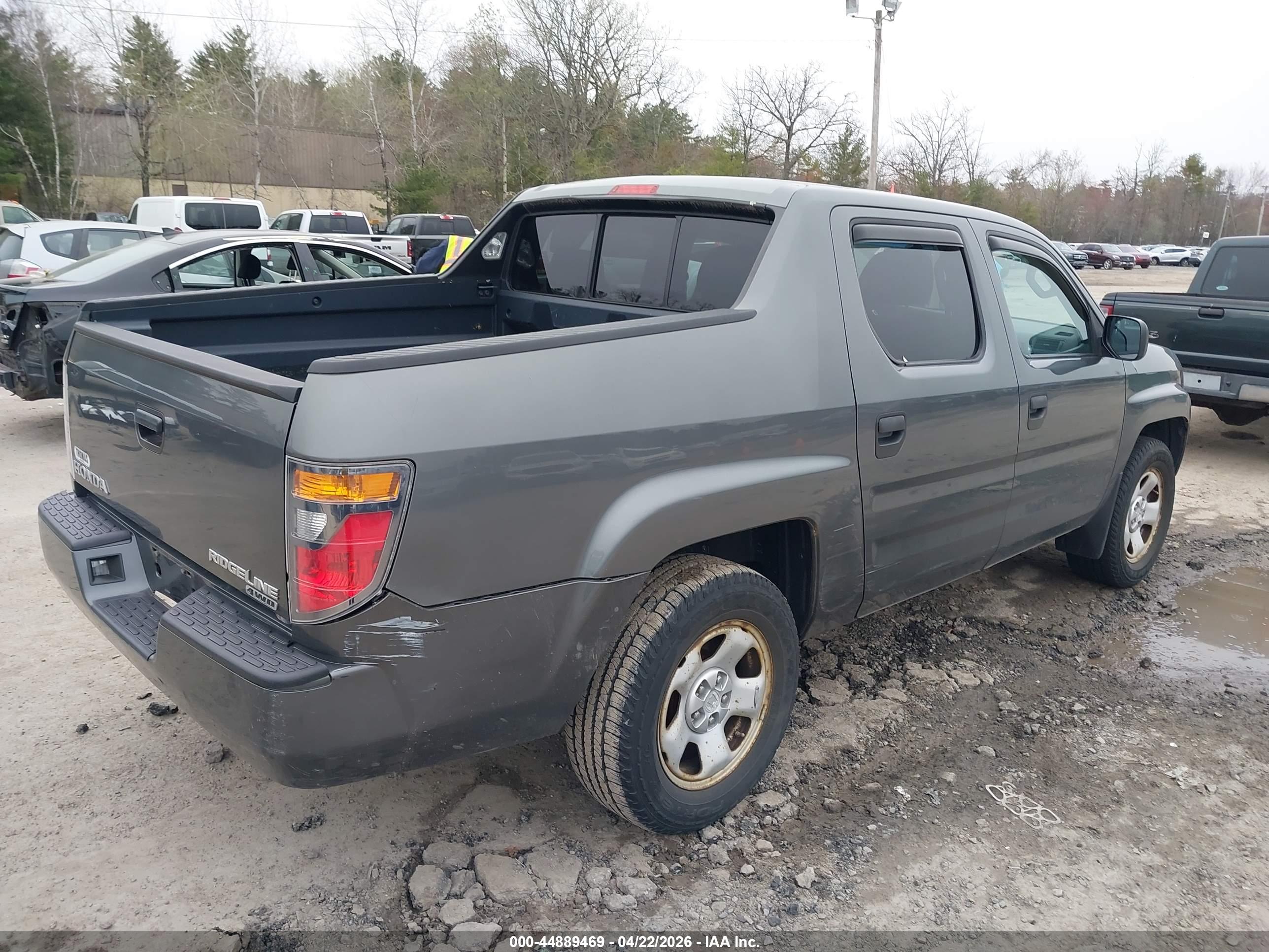 HONDA RIDGELINE image 4