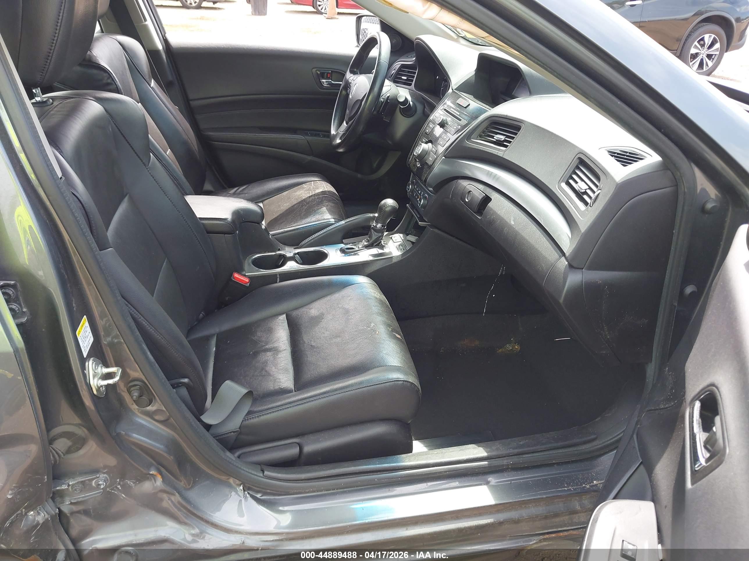 ACURA ILX image 5