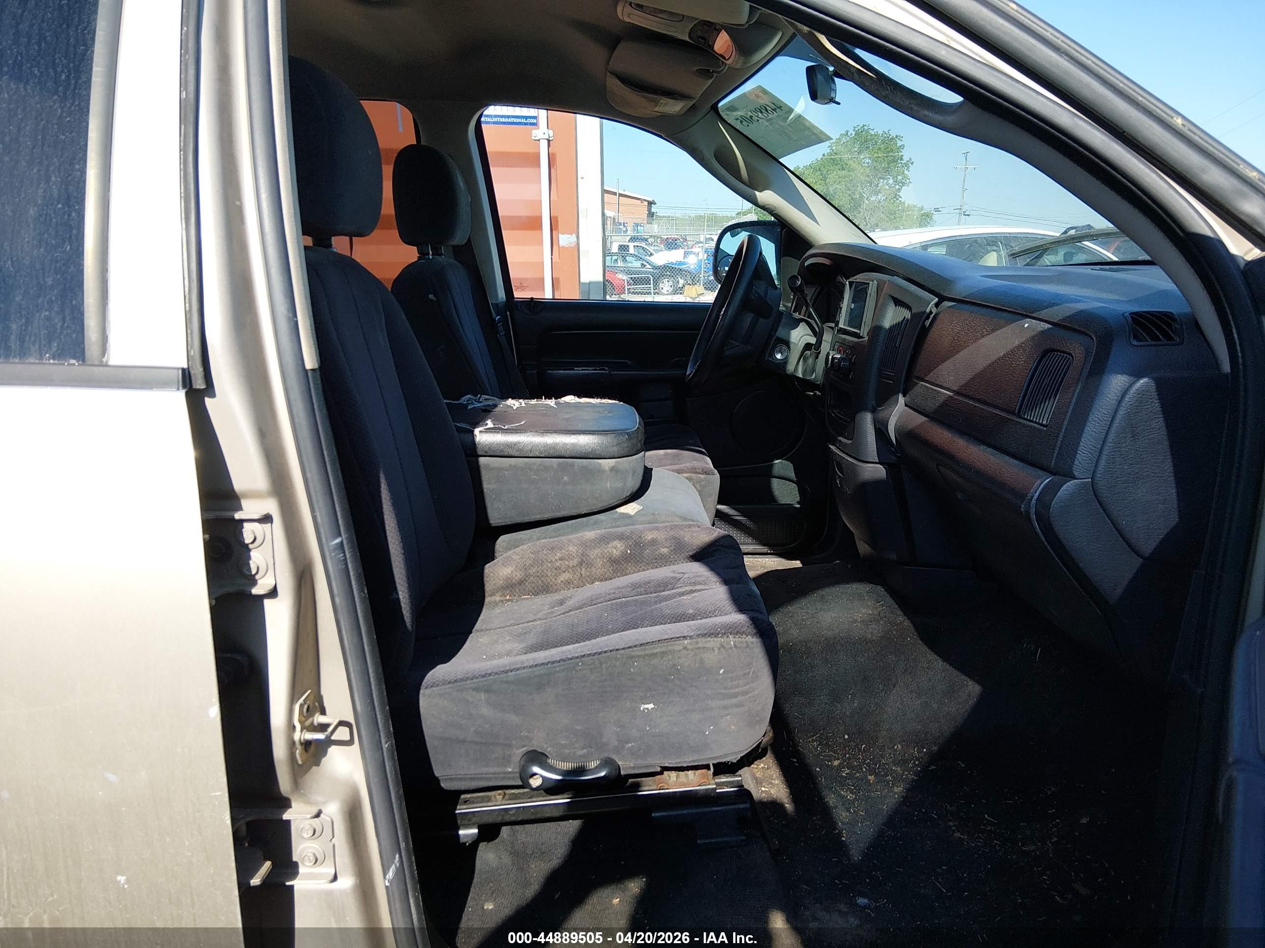 DODGE RAM image 5