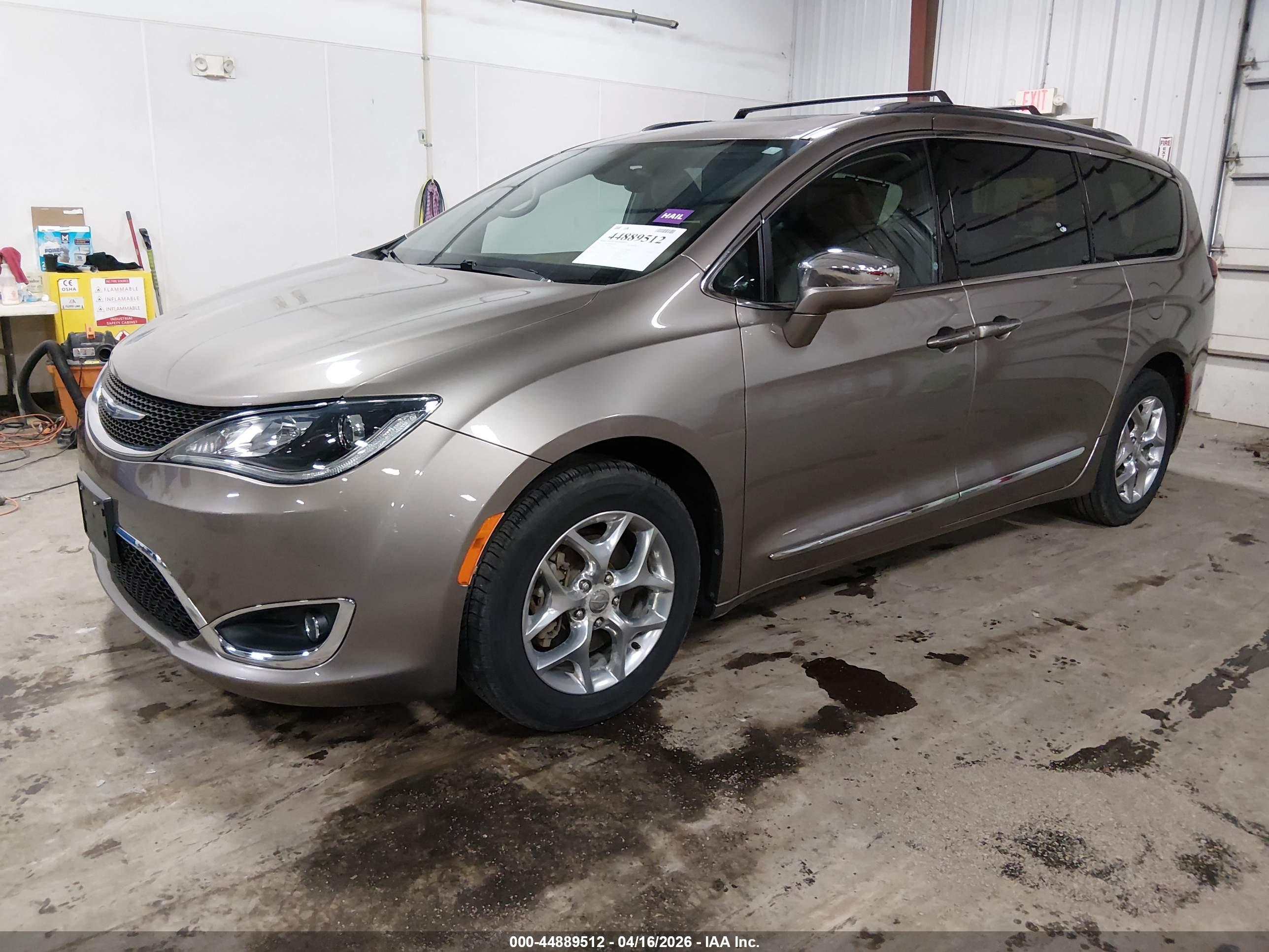 CHRYSLER PACIFICA image 2