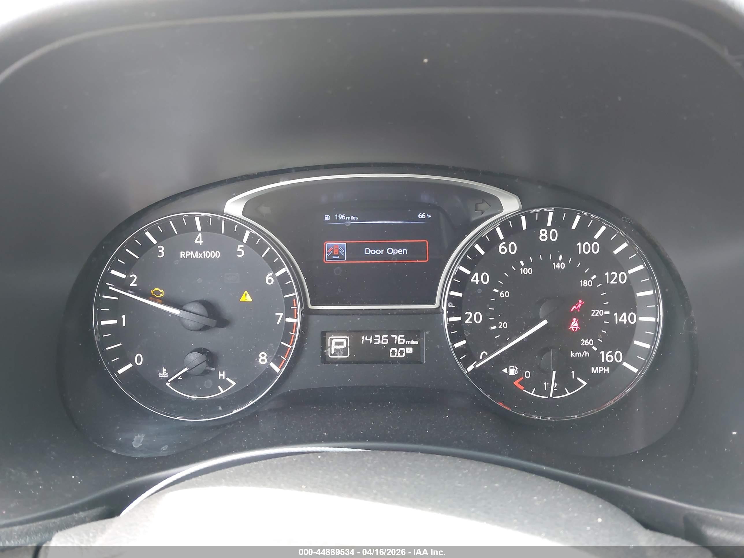 NISSAN PATHFINDER image 7