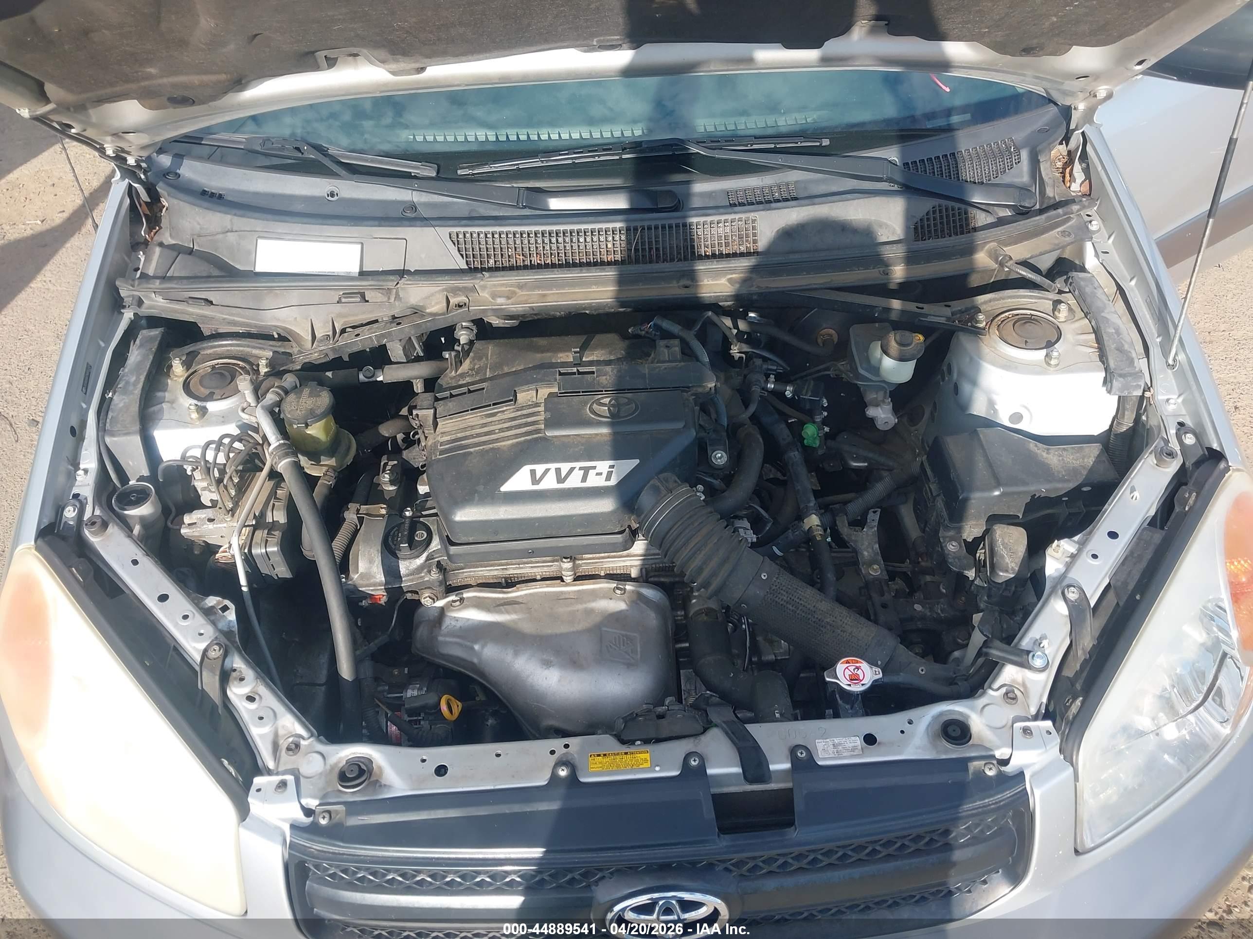 TOYOTA RAV4 image 10