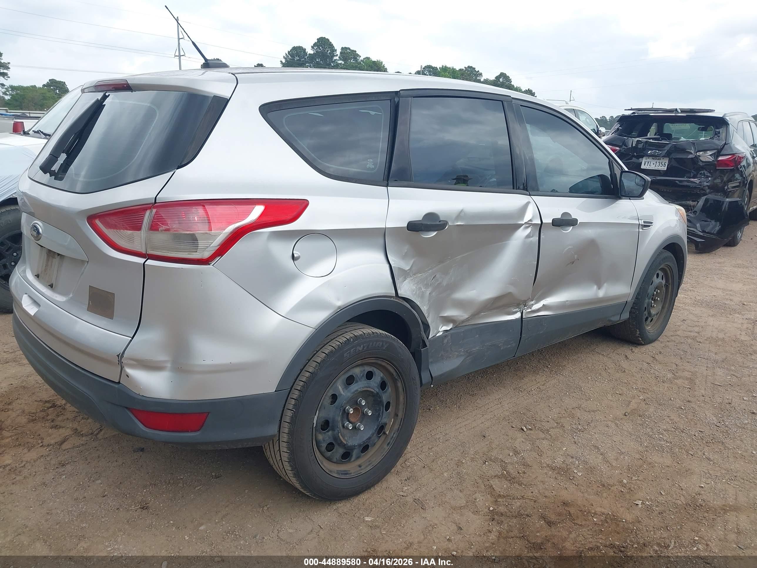 FORD ESCAPE image 4