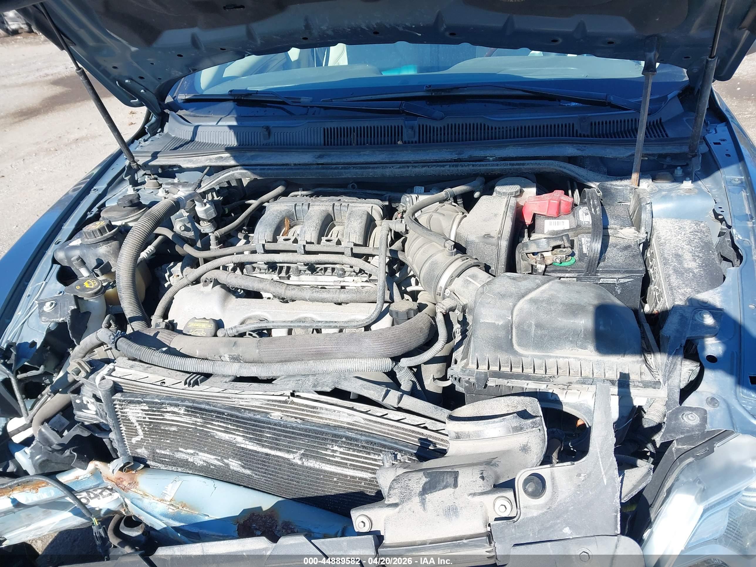 FORD TAURUS image 10
