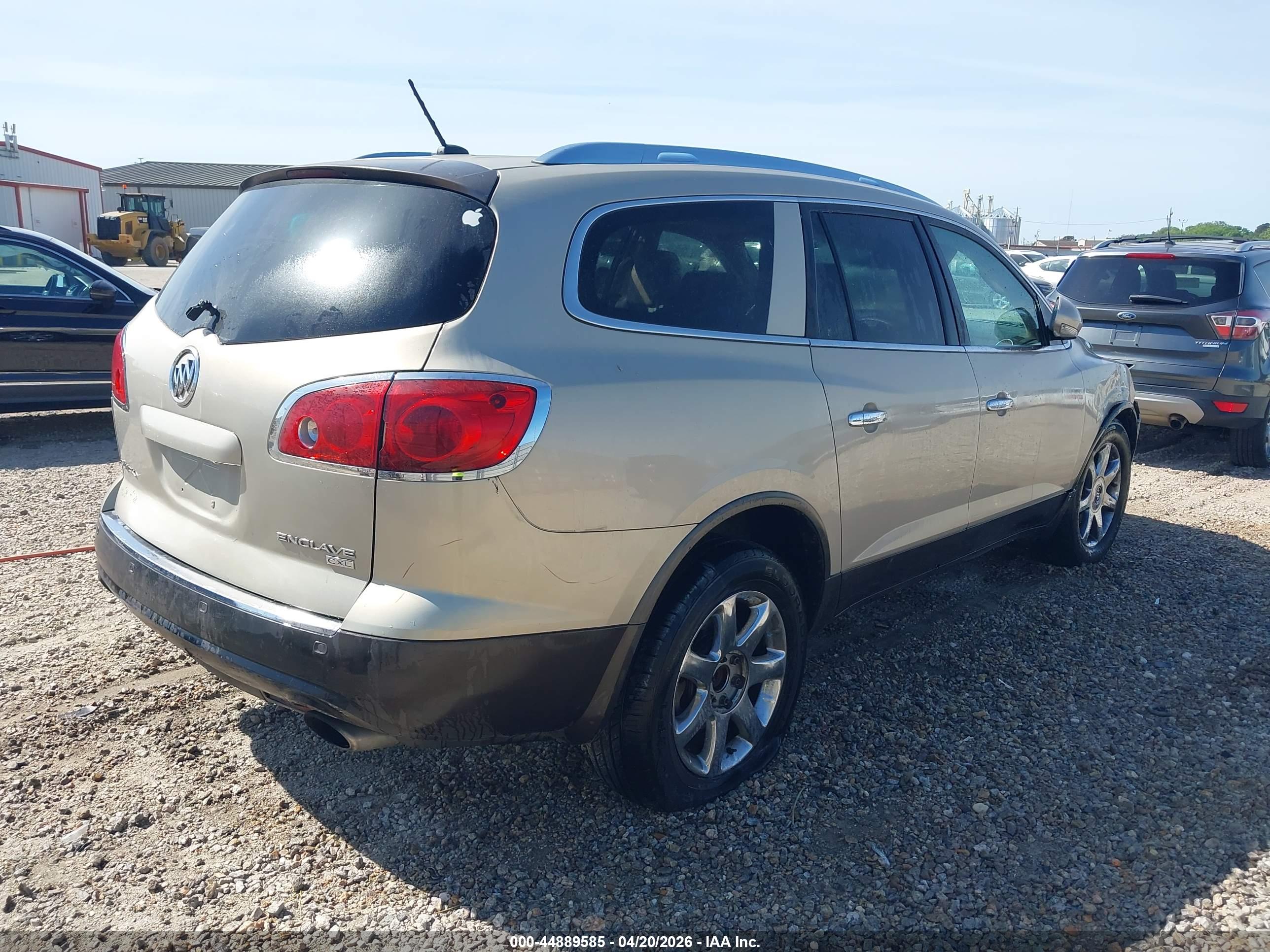 BUICK ENCLAVE image 4
