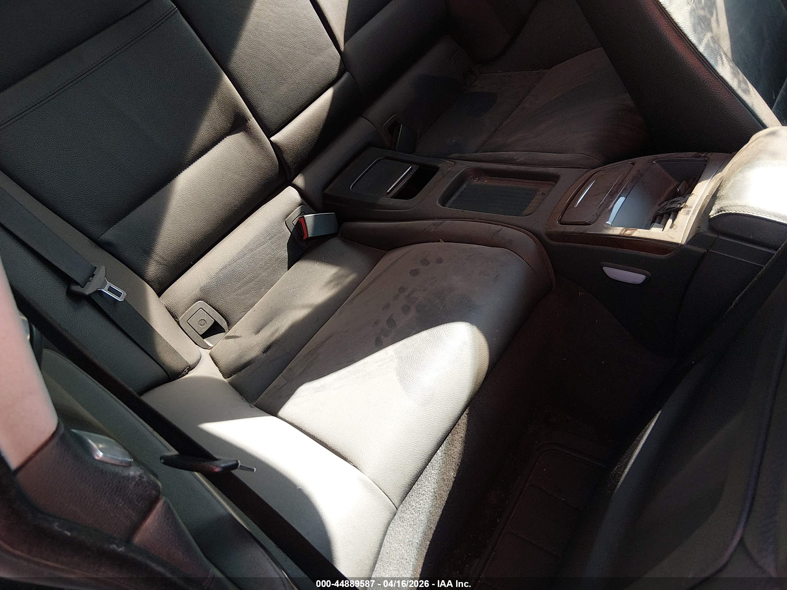 BMW 328I image 8