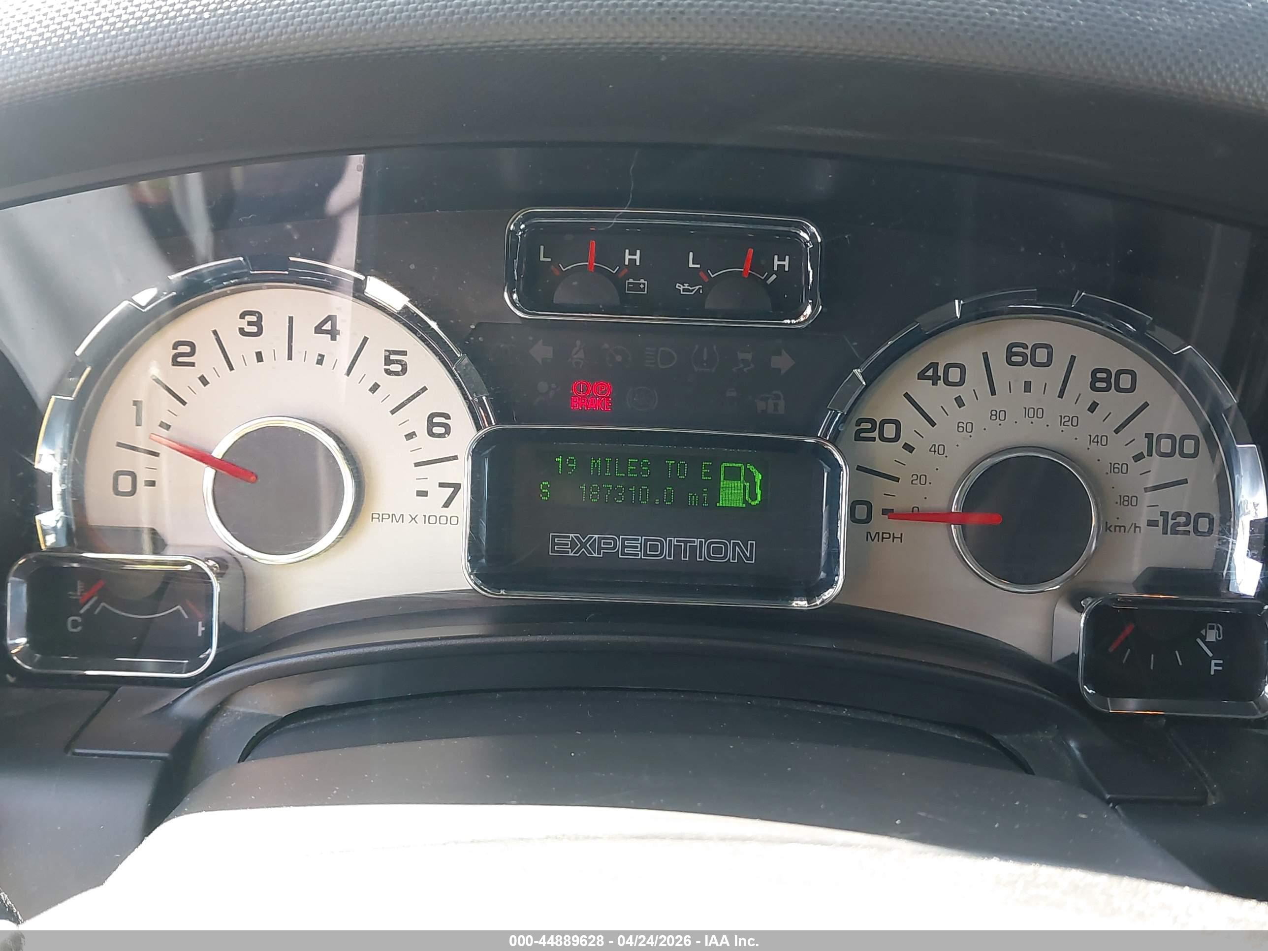 FORD EXPEDITION image 7