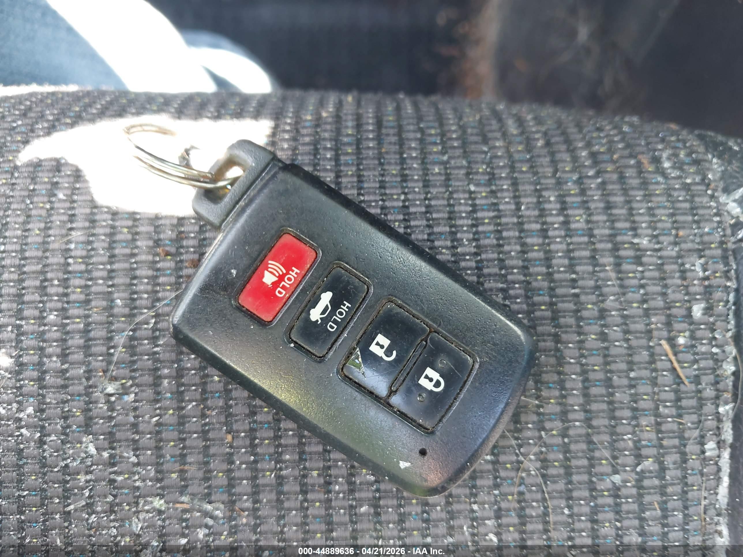 TOYOTA COROLLA image 11
