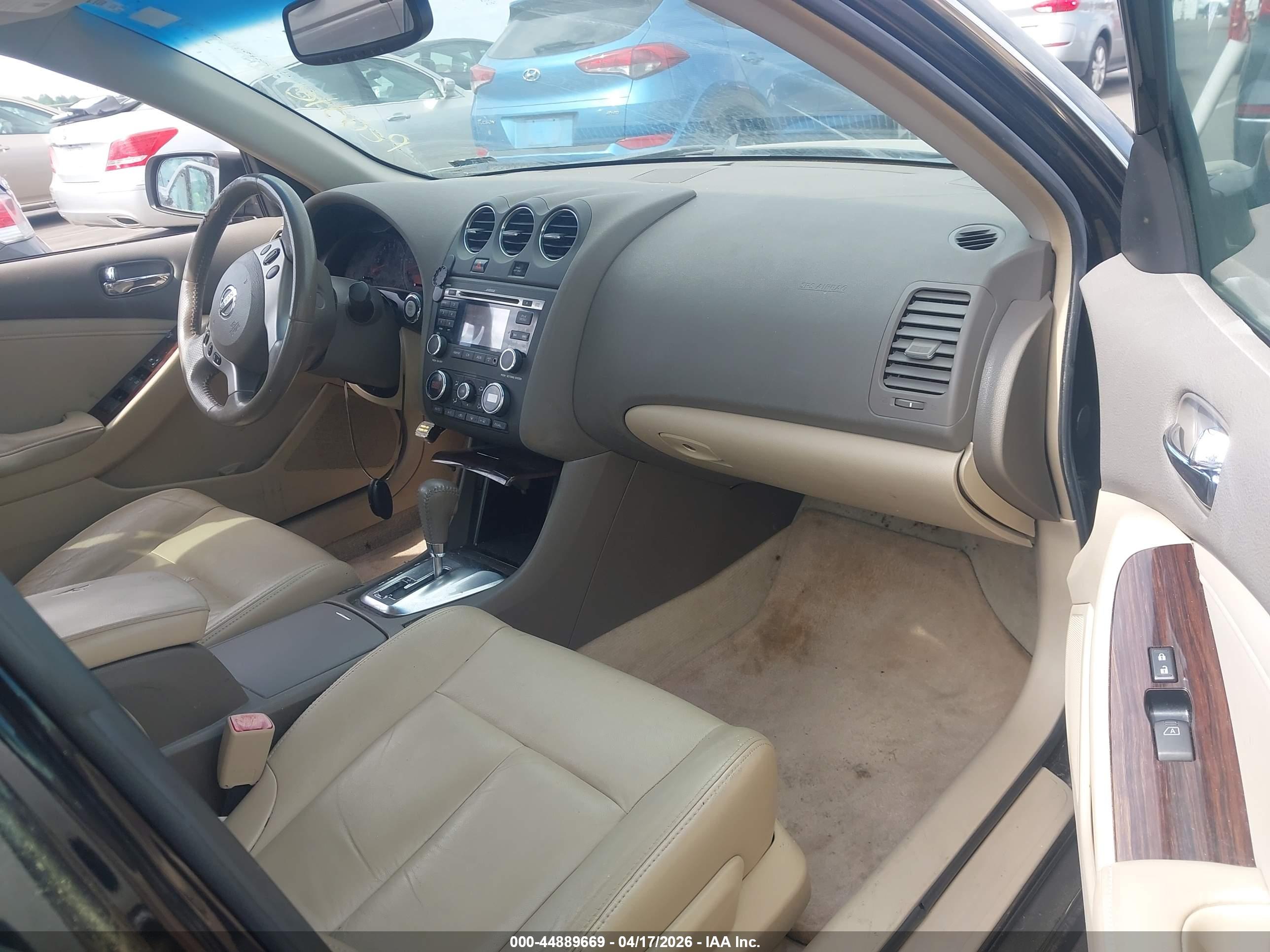 NISSAN ALTIMA image 5