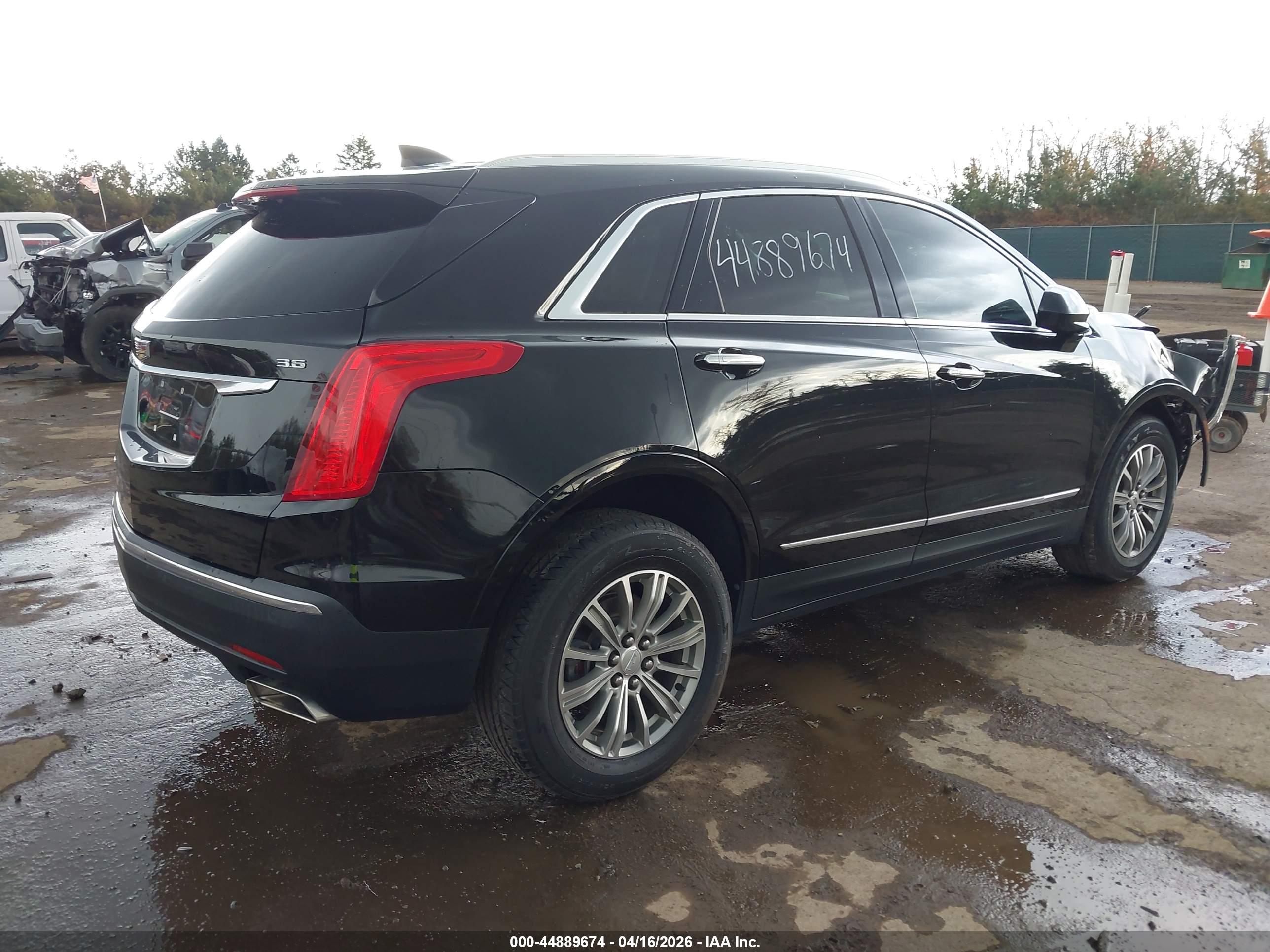 CADILLAC XT5 image 4