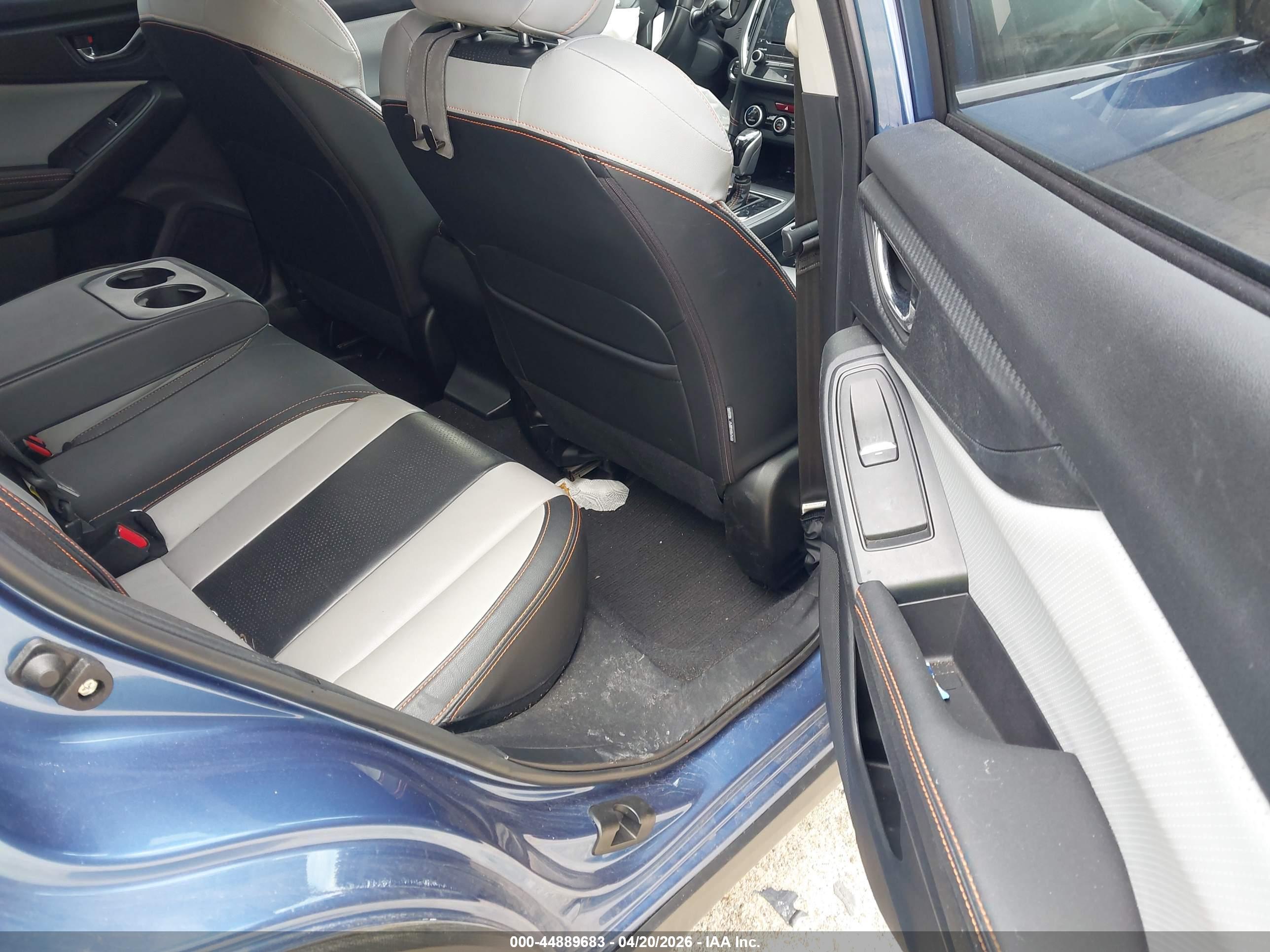SUBARU CROSSTREK image 8