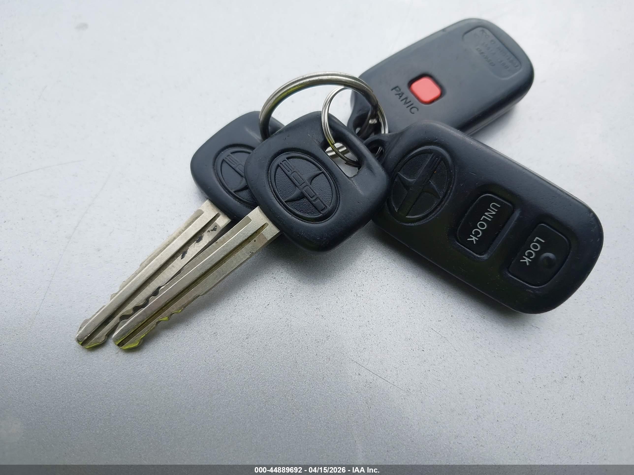 SCION XB image 11