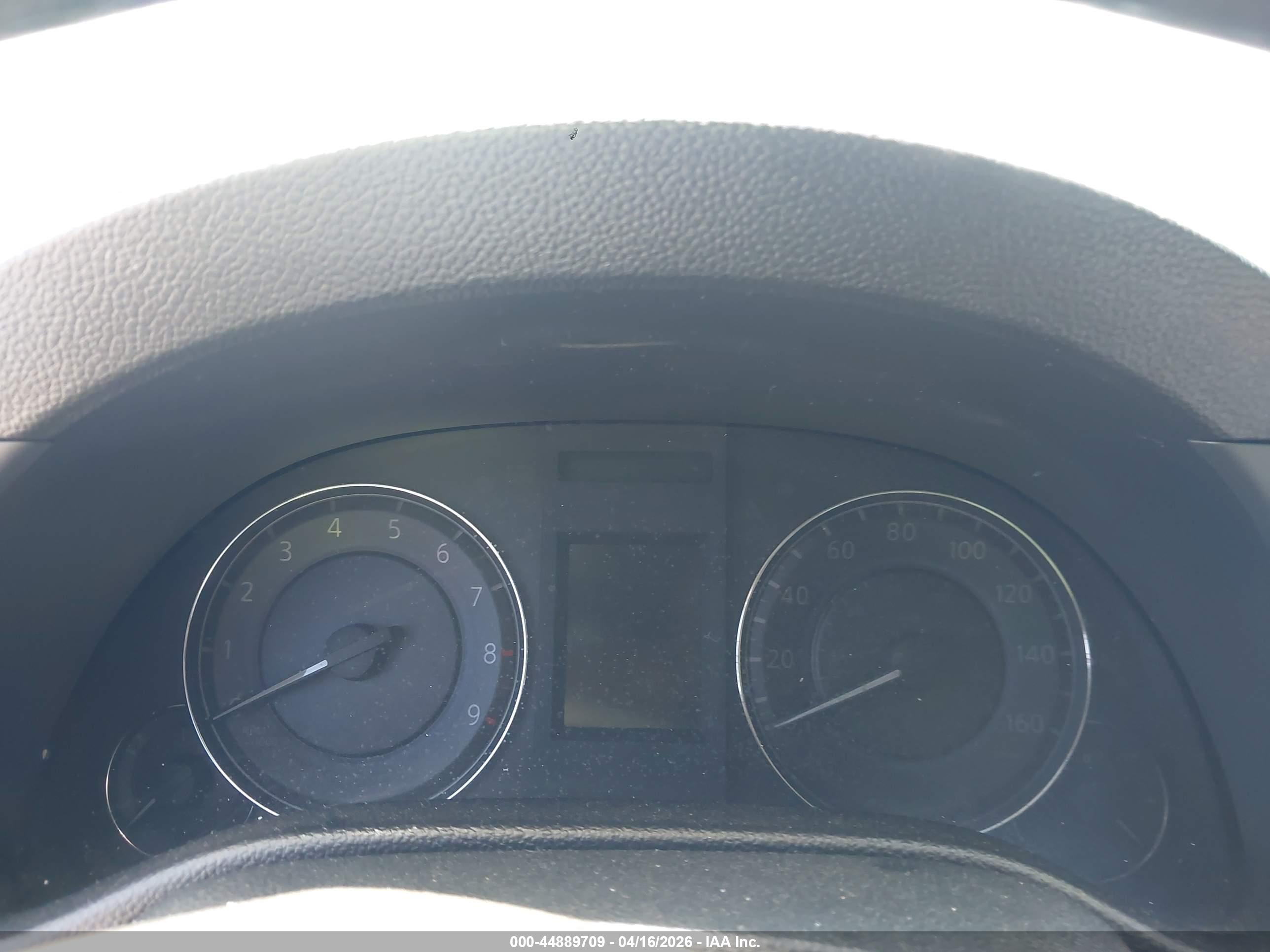 INFINITI G37 image 7