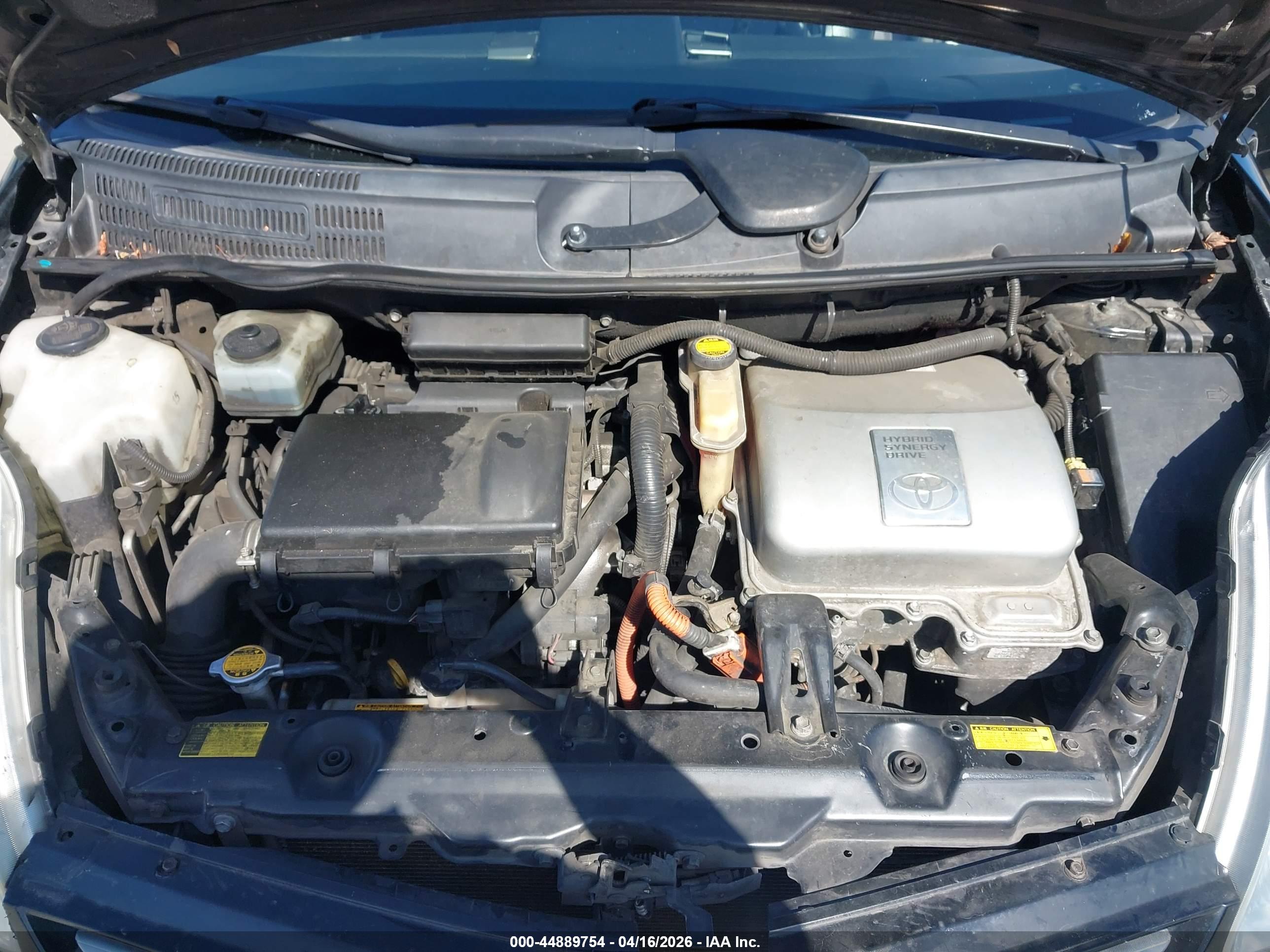 TOYOTA PRIUS image 10