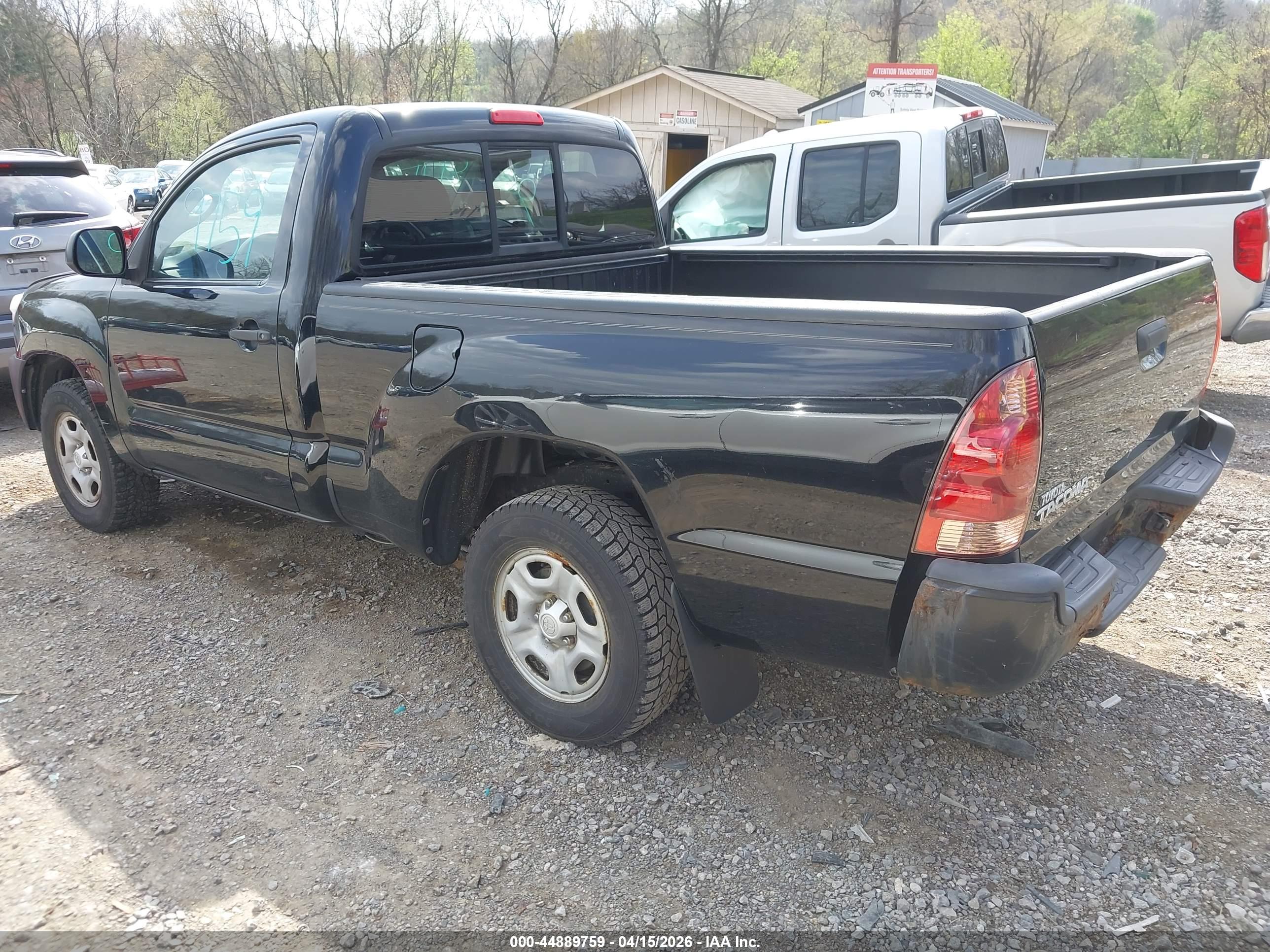 TOYOTA TACOMA image 3