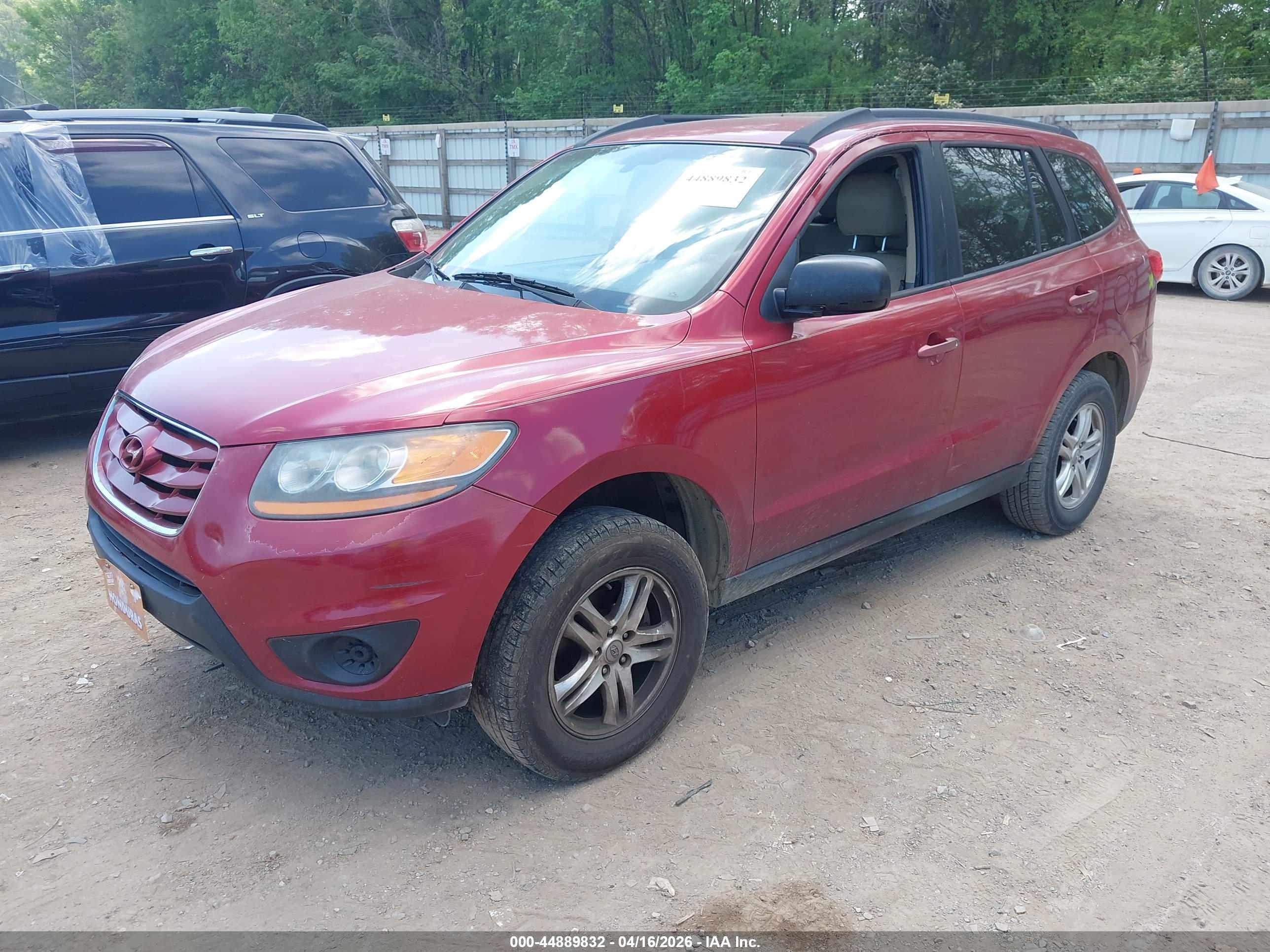 HYUNDAI SANTA image 2