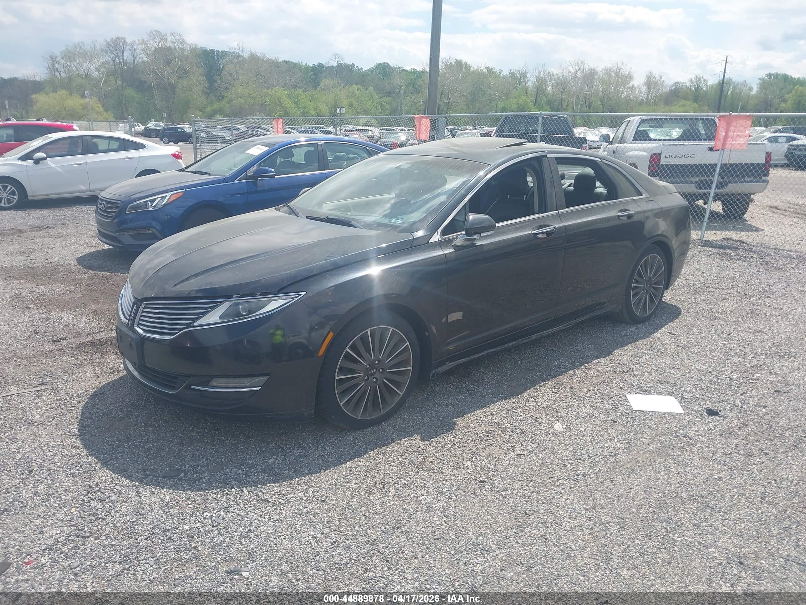 LINCOLN MKZ image 2