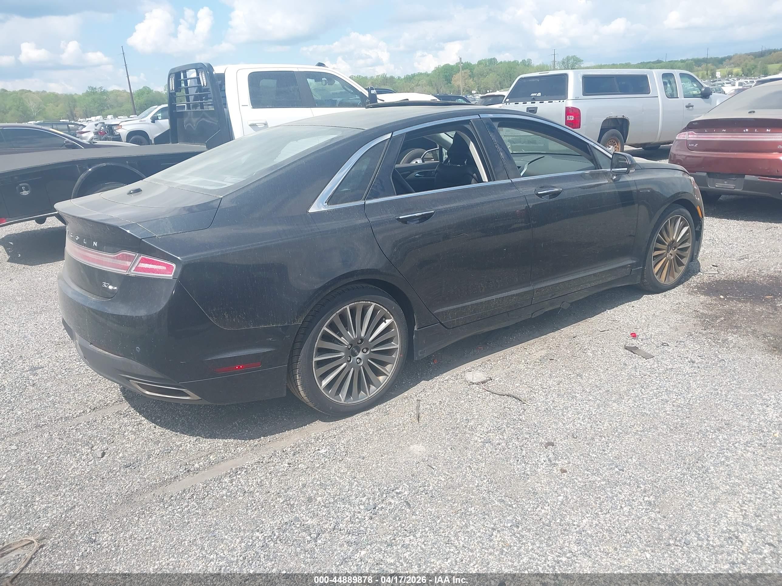 LINCOLN MKZ image 4