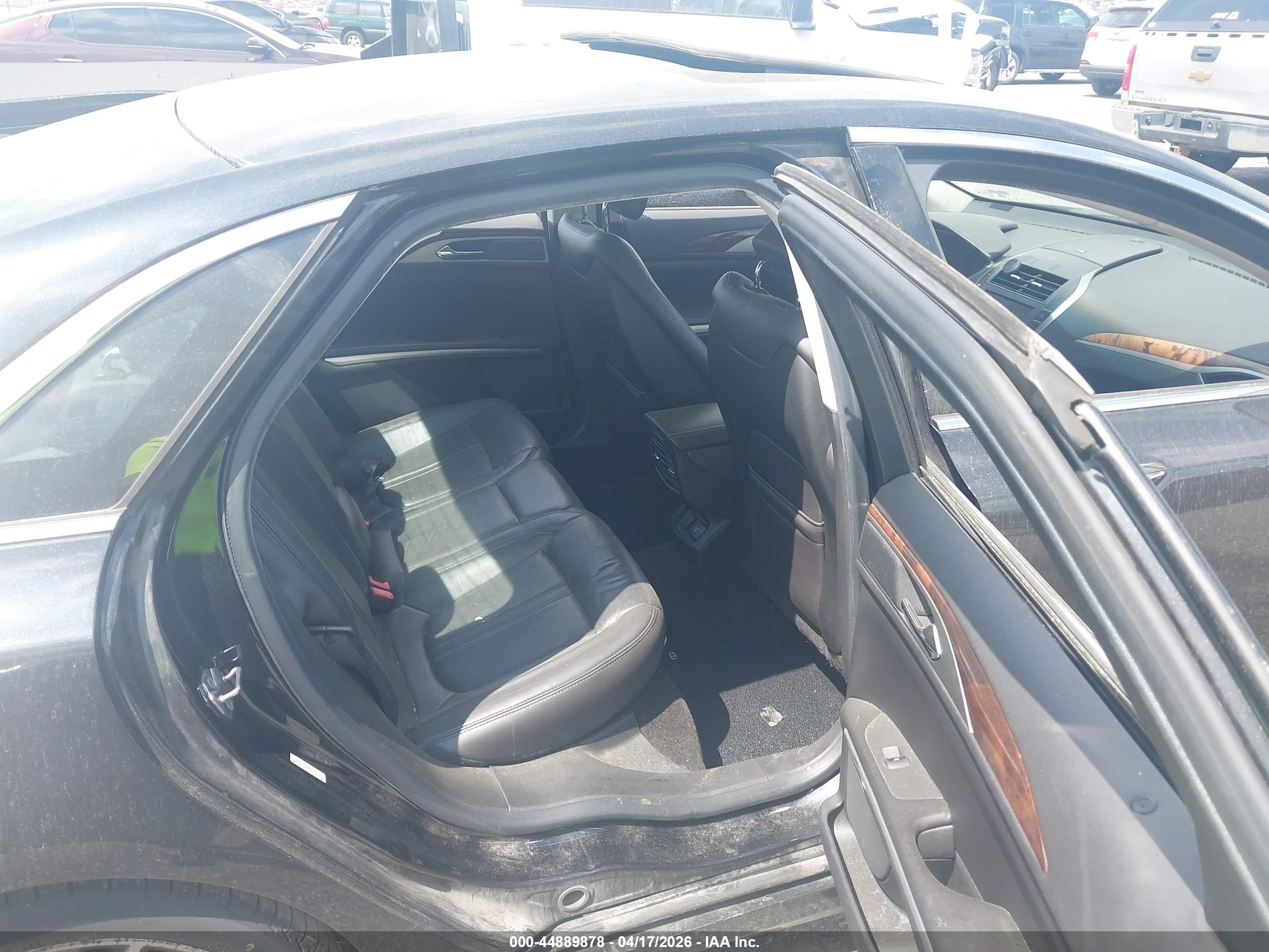LINCOLN MKZ image 8