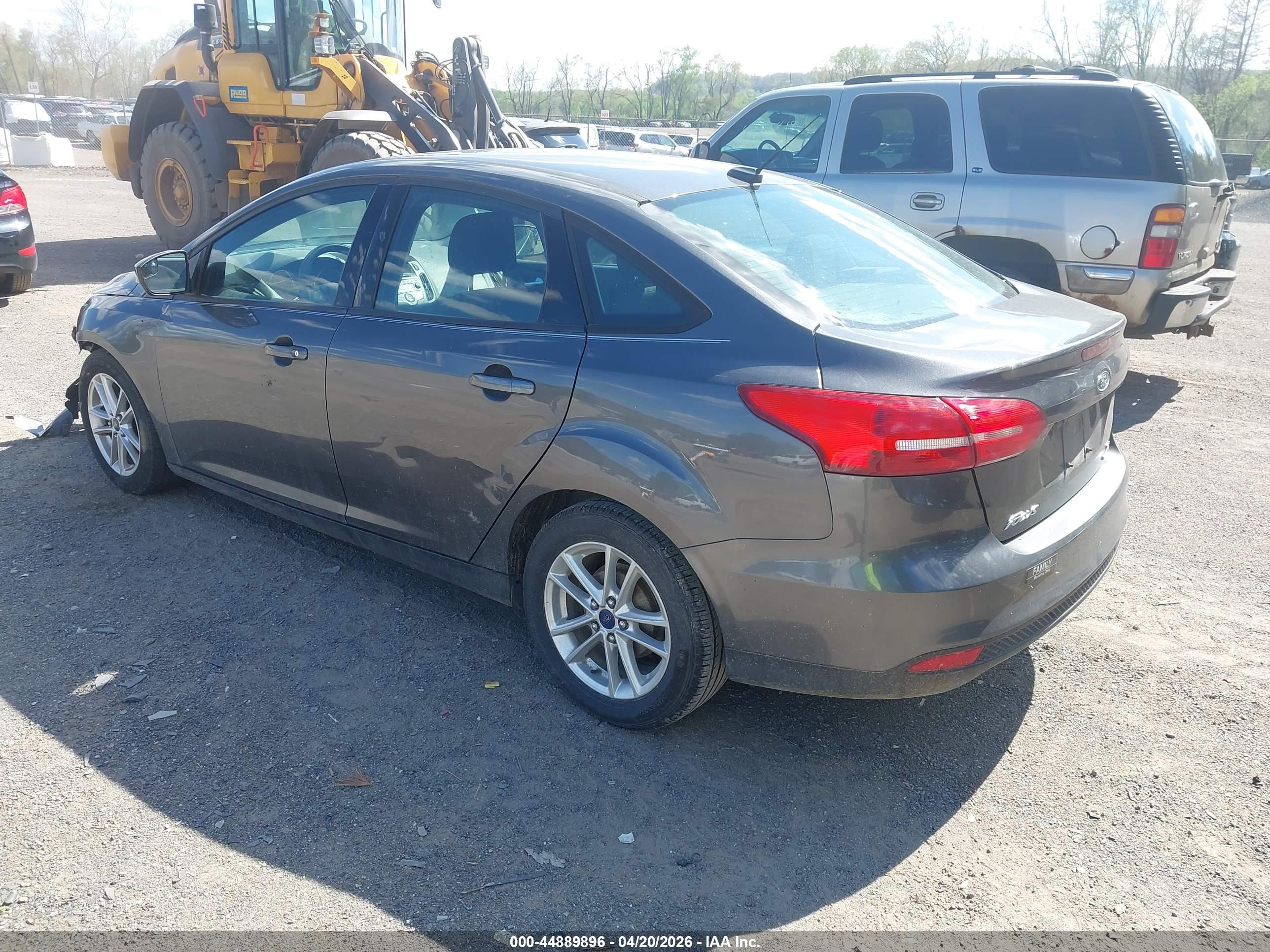 FORD FOCUS image 3