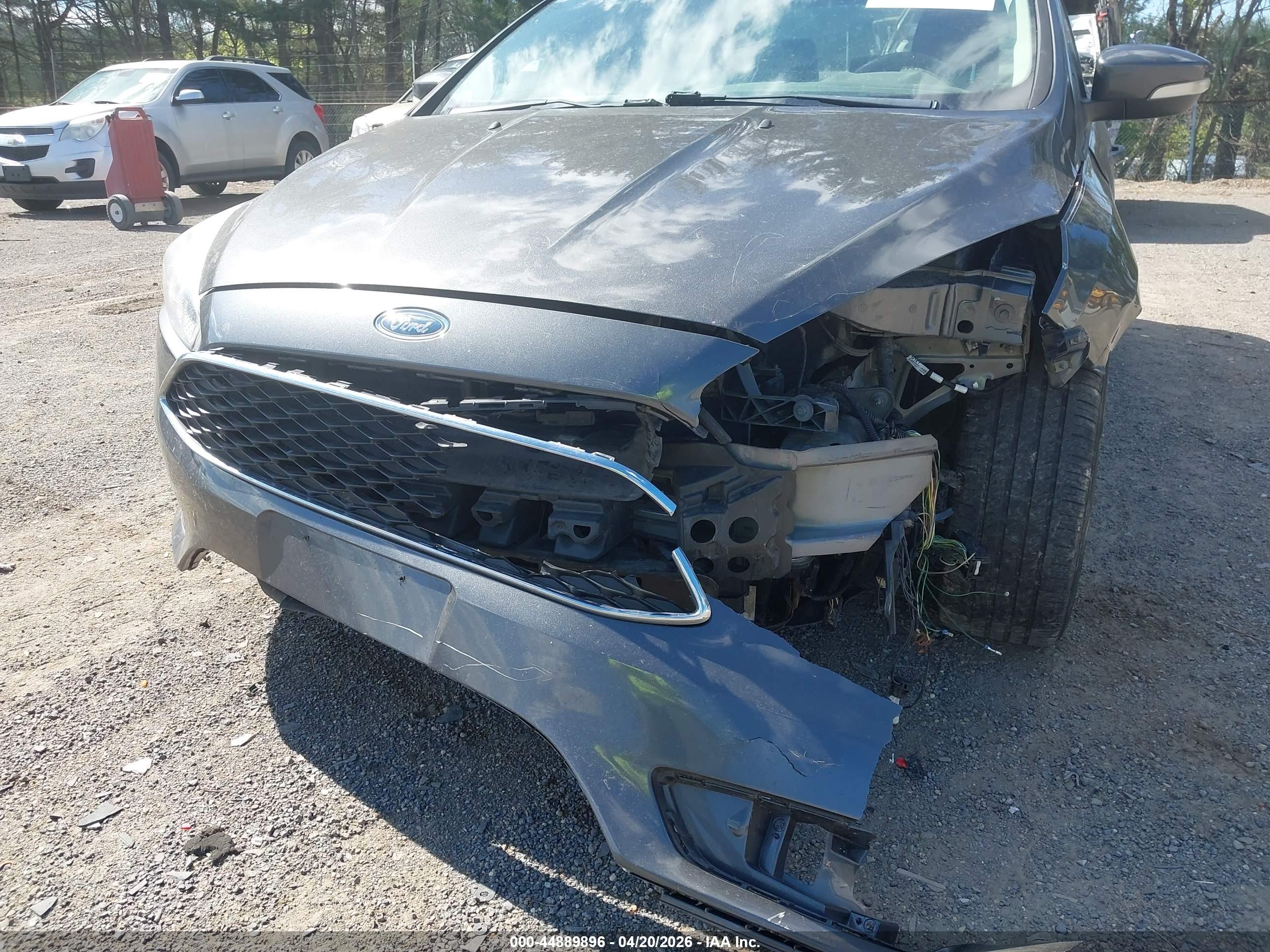 FORD FOCUS image 6