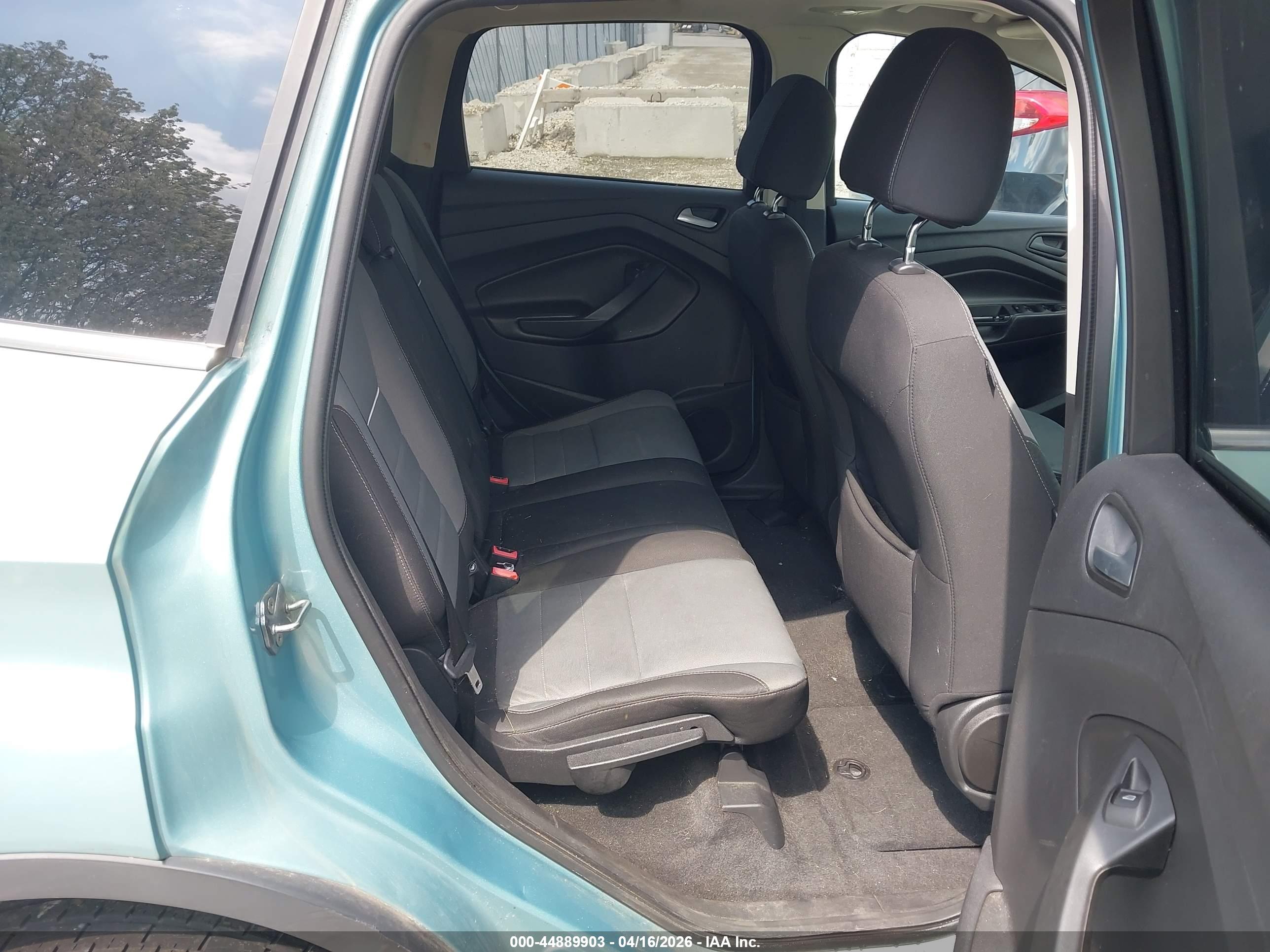 FORD ESCAPE image 8