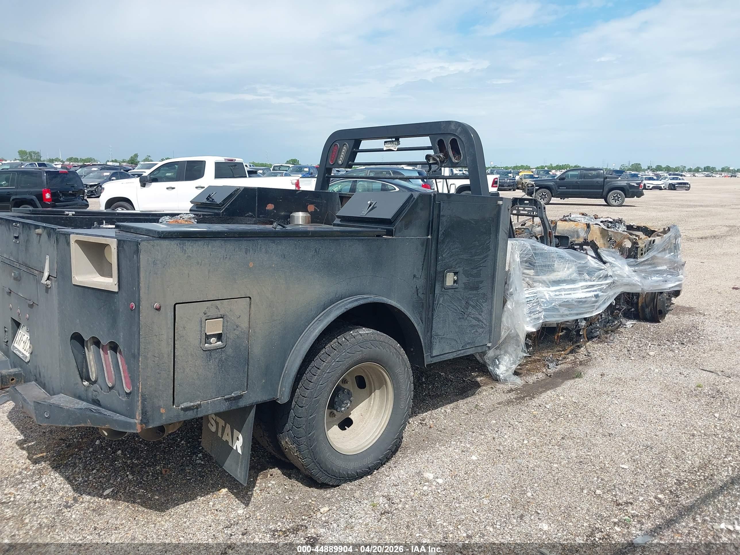 FORD F-350 image 3