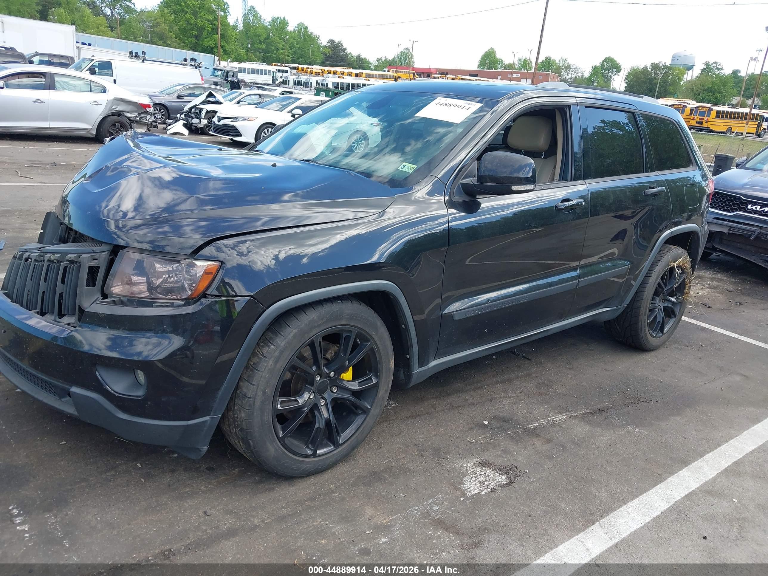 JEEP GRAND image 2