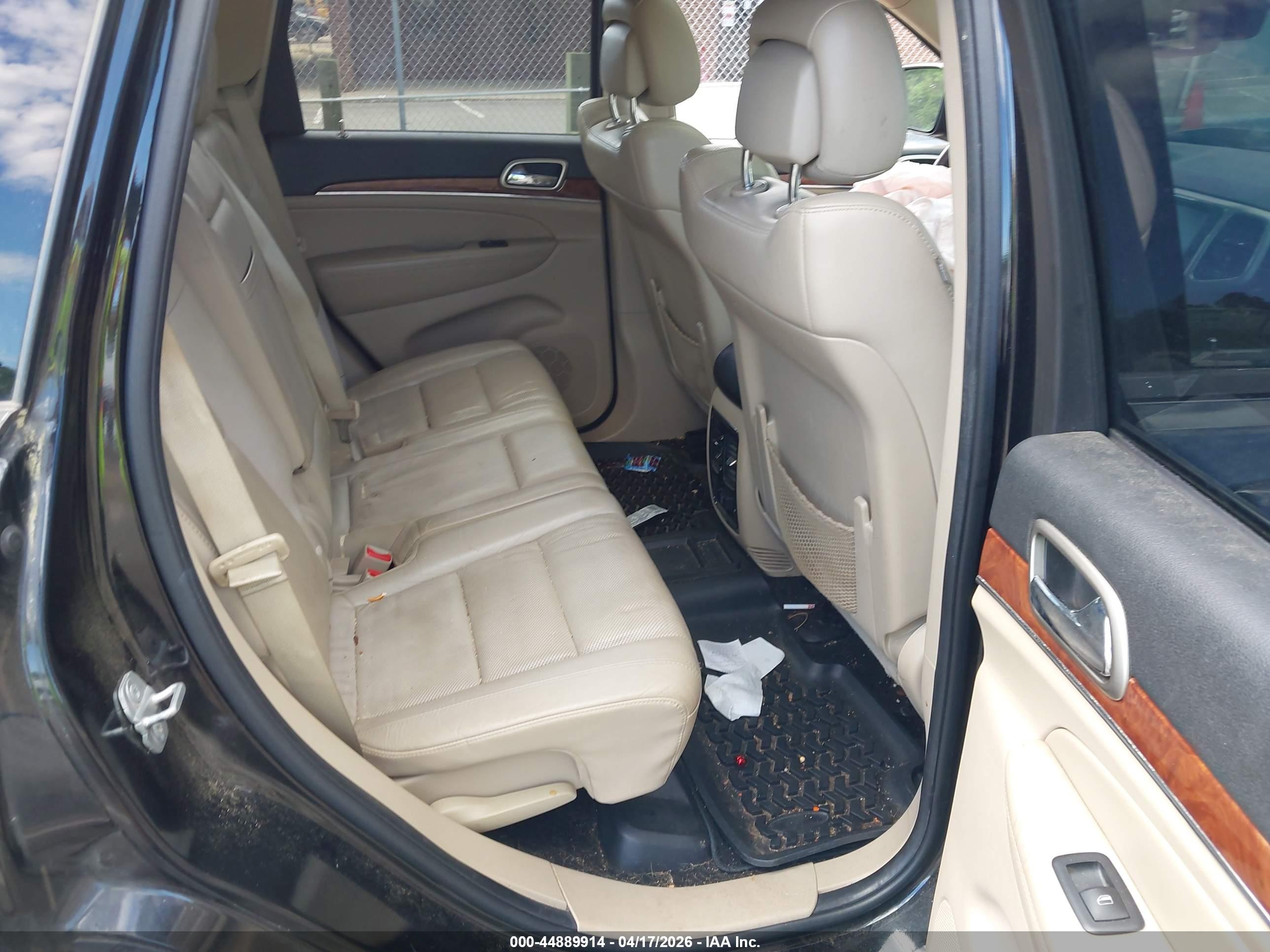 JEEP GRAND image 8