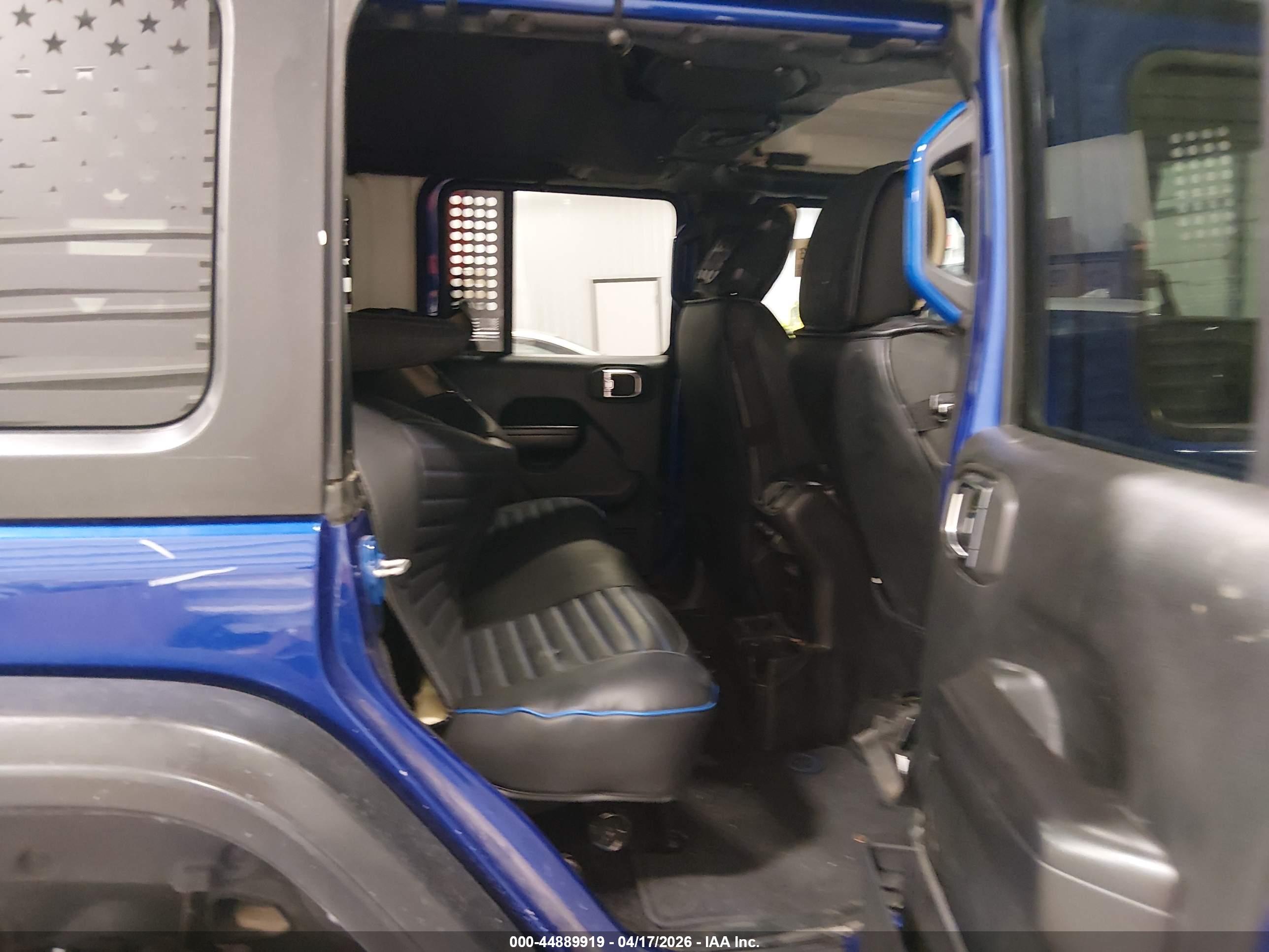 JEEP WRANGLER image 8