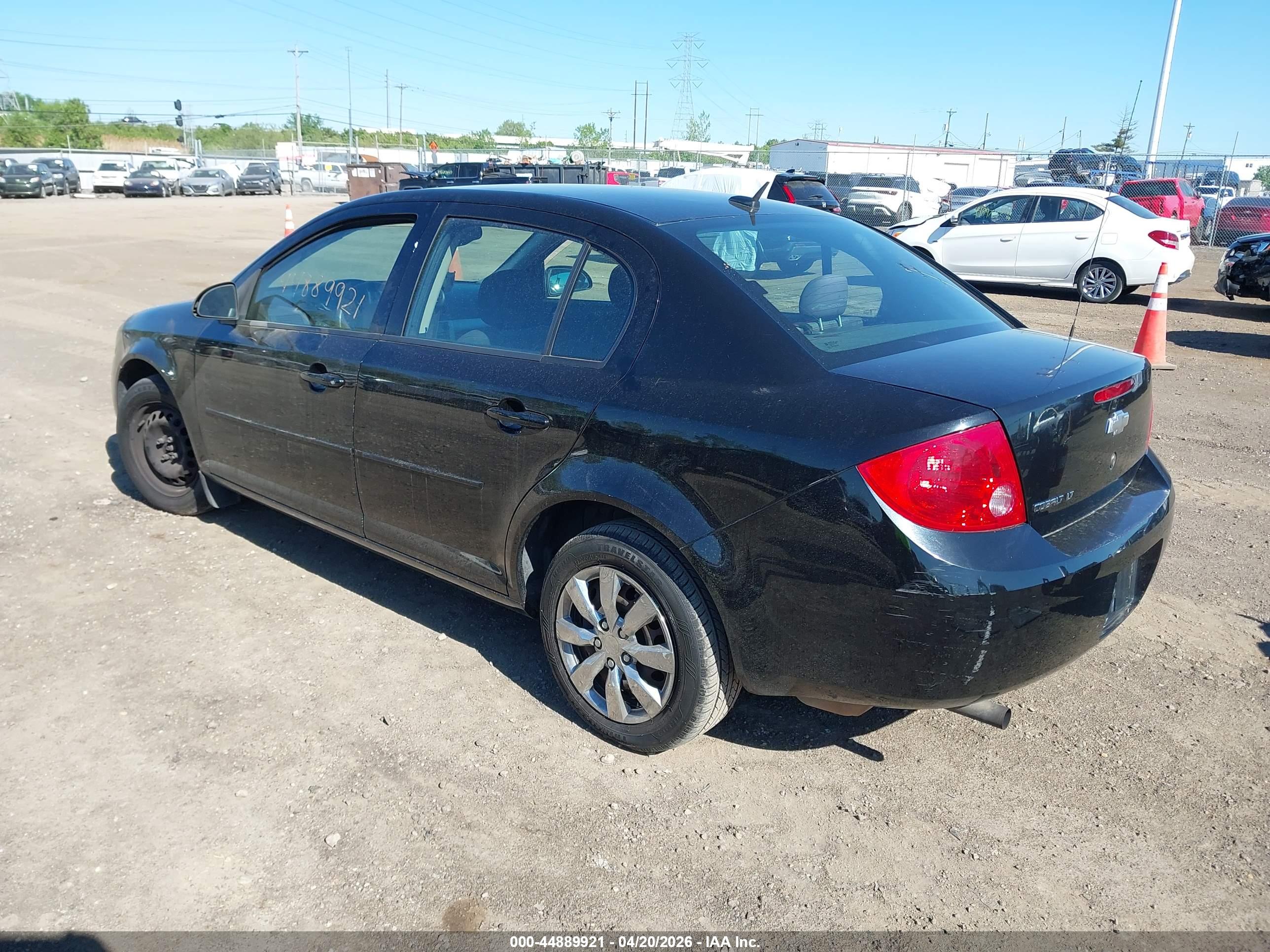 CHEVROLET COBALT image 3
