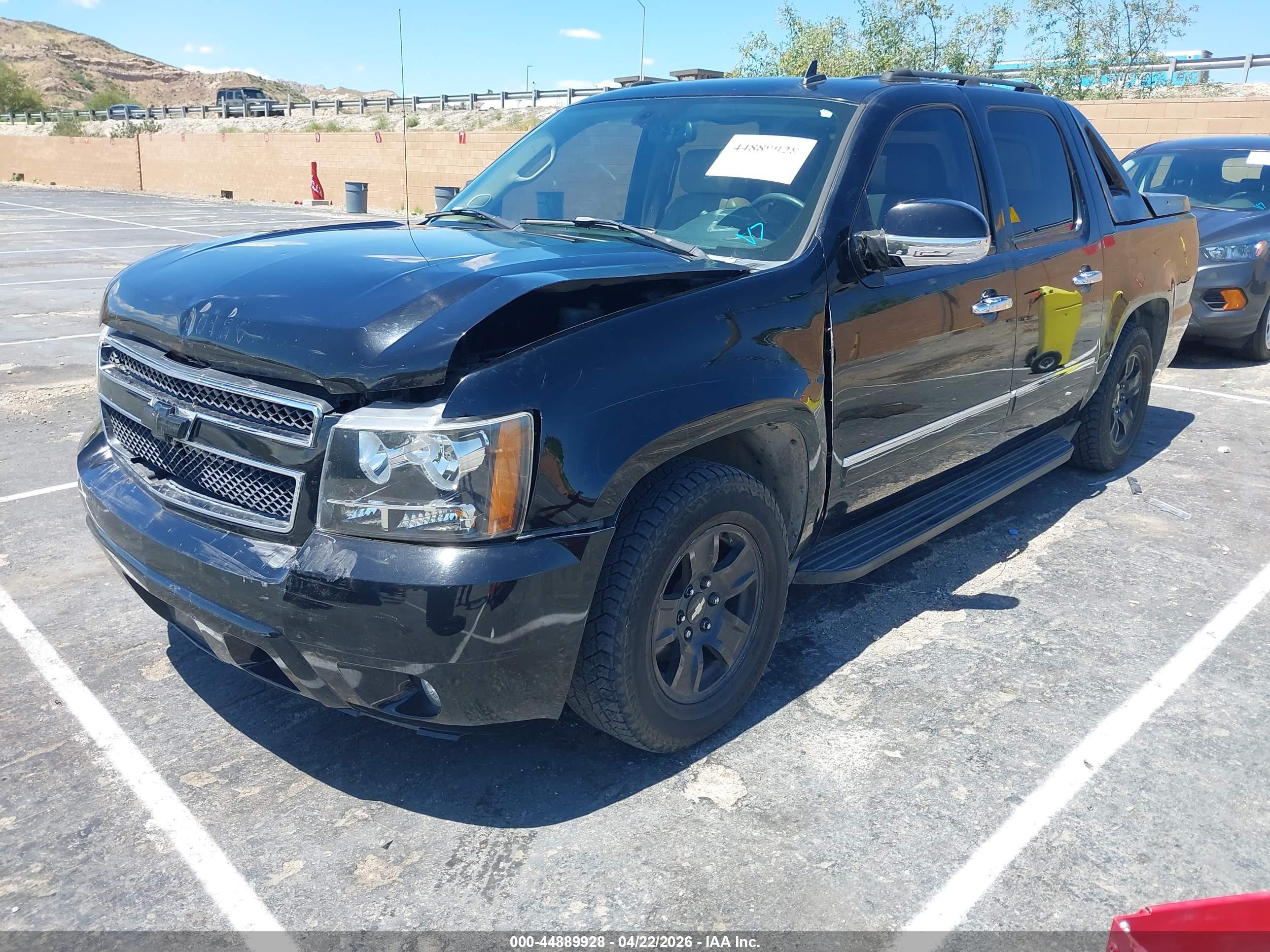CHEVROLET AVALANCHE image 2