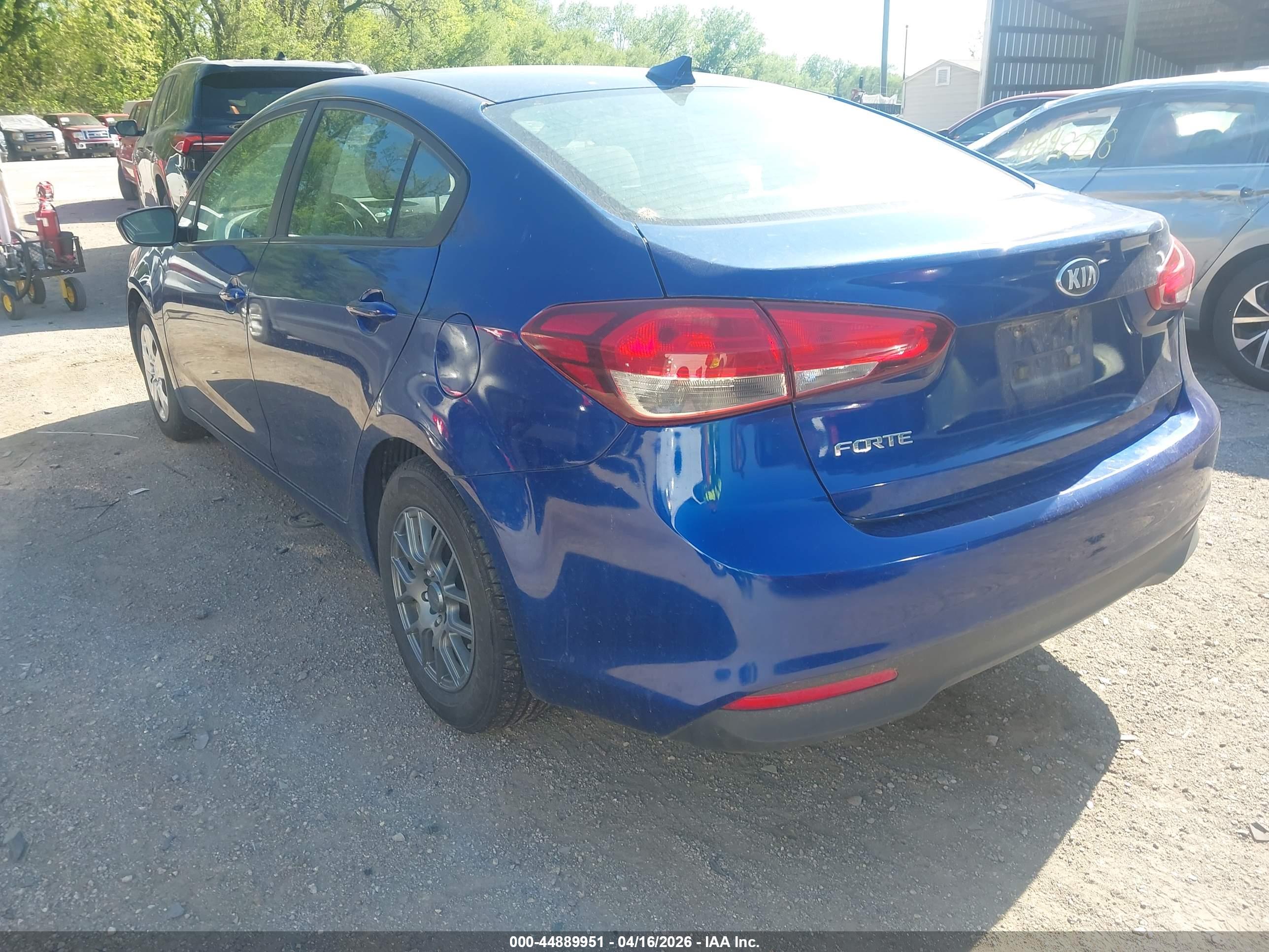 KIA FORTE image 3