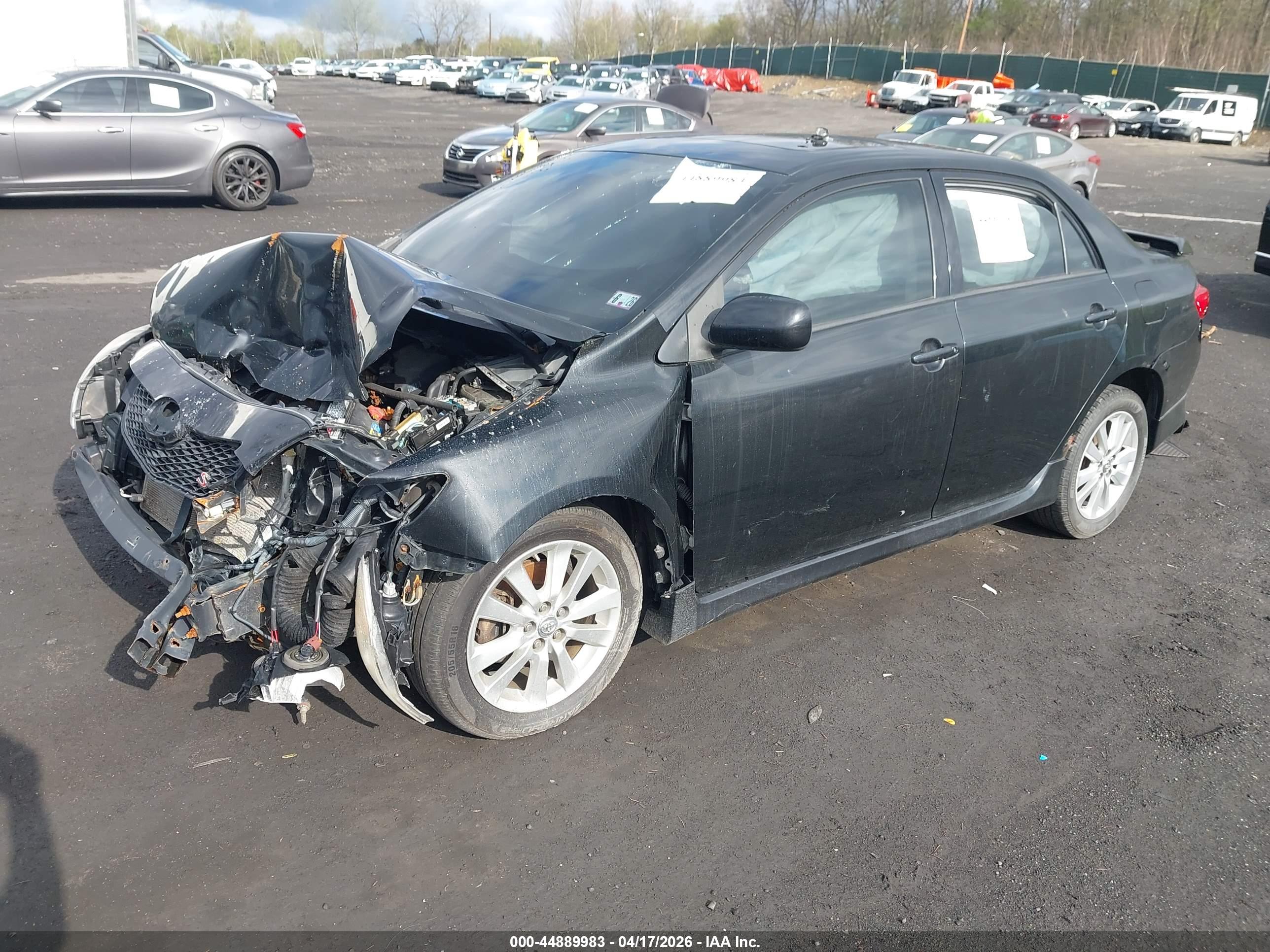 TOYOTA COROLLA image 2