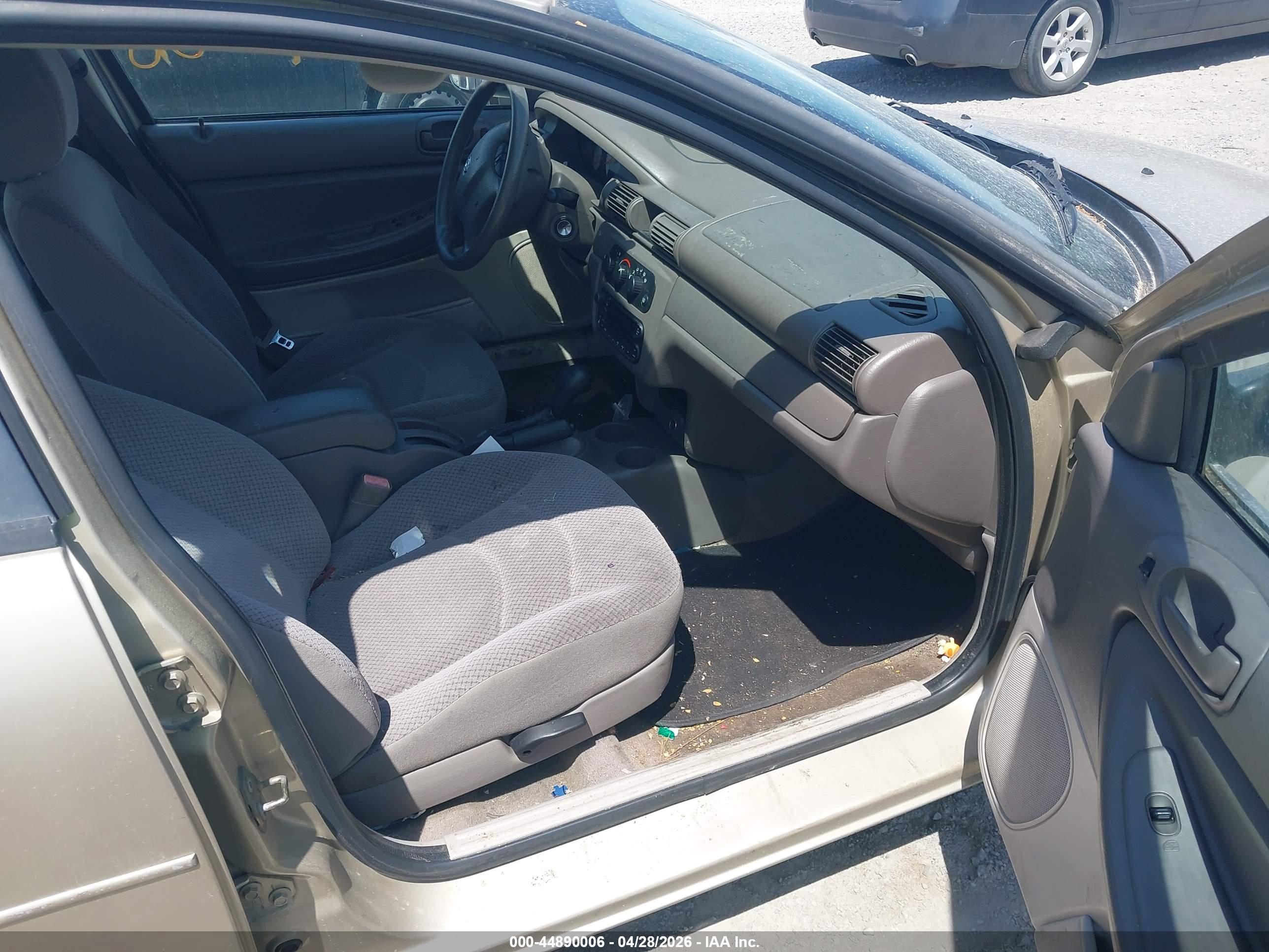 DODGE STRATUS image 5