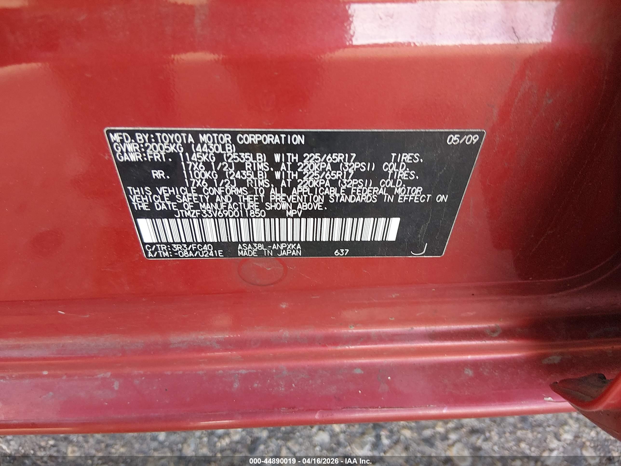 TOYOTA RAV4 image 9