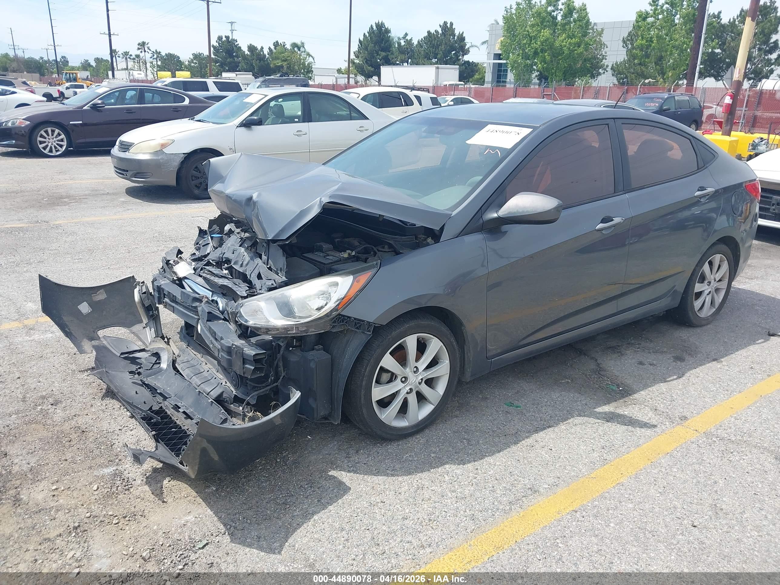 HYUNDAI ACCENT image 2