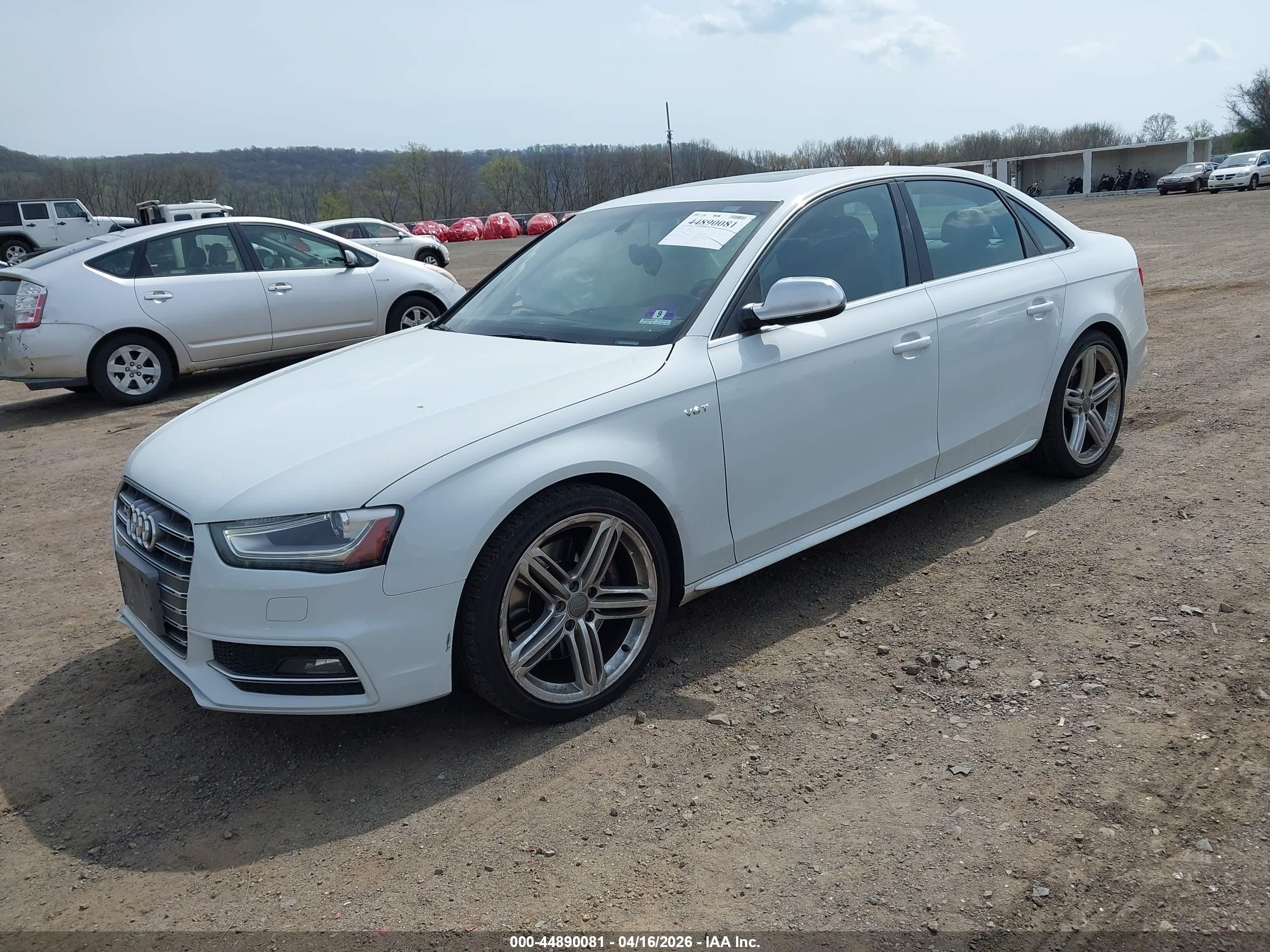 AUDI S4 image 2