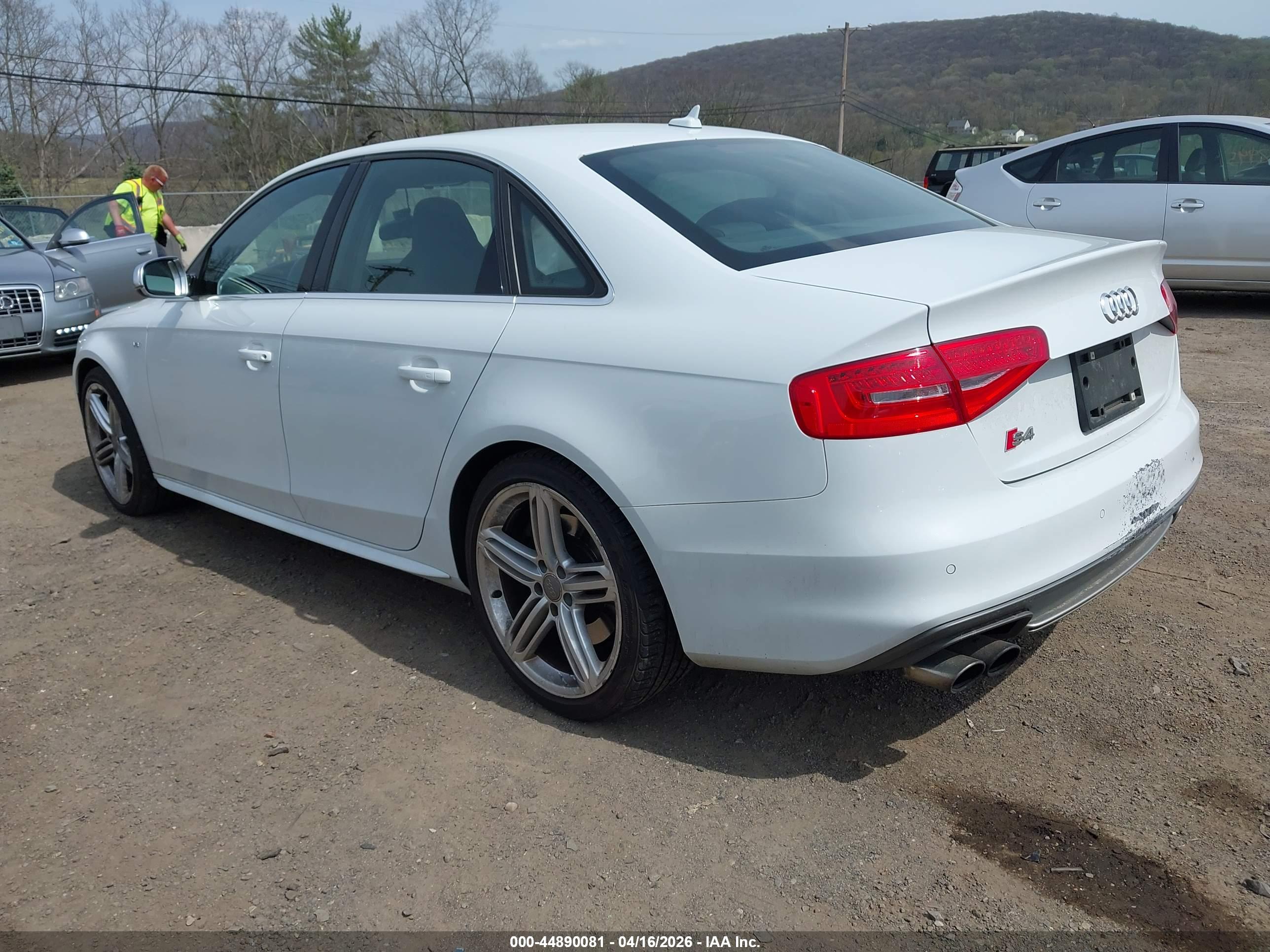 AUDI S4 image 3