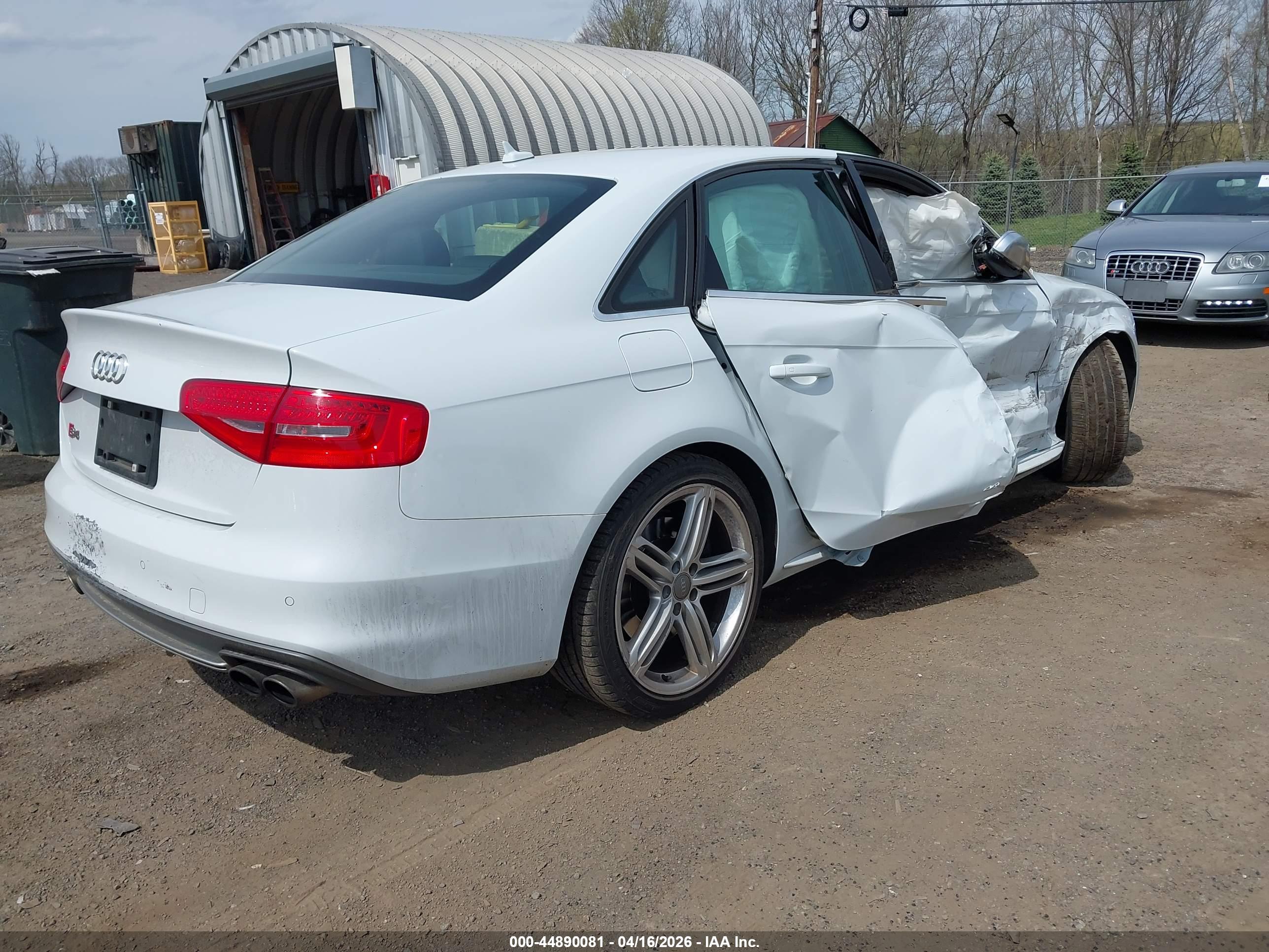 AUDI S4 image 4