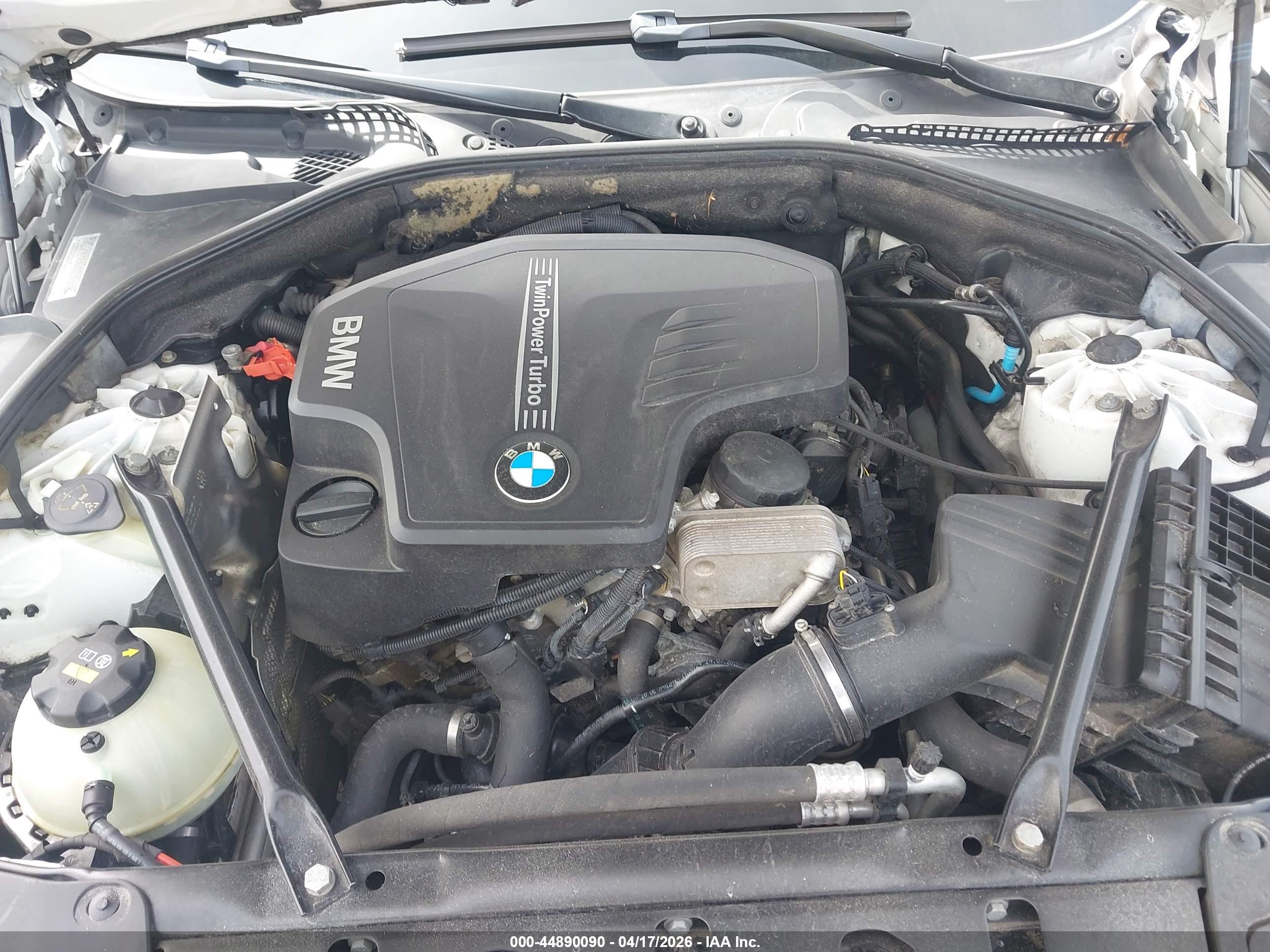 BMW 528I image 10